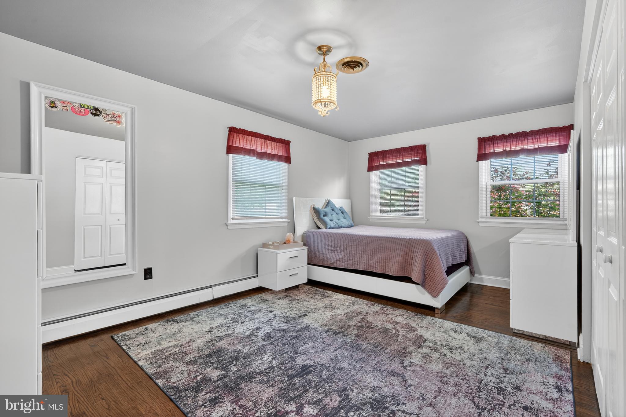 MOUNT EYRE MANOR - Residential