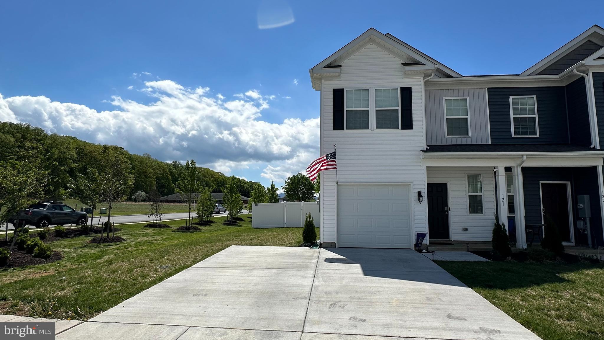 LURAY LANDING - Residential