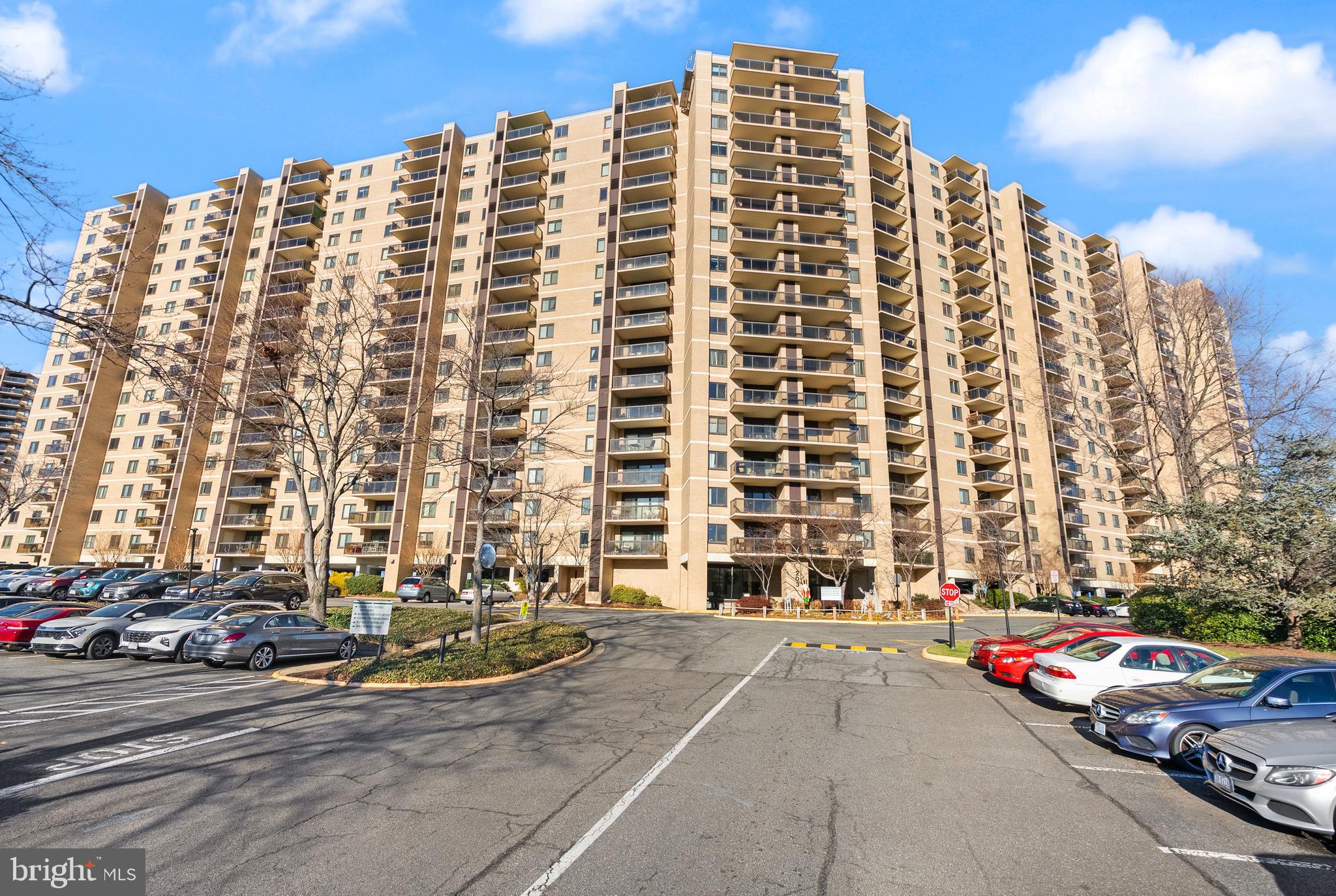 WATERGATE AT LANDMARK - Residential