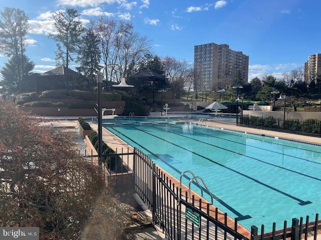 WATERGATE AT LANDMARK - Residential