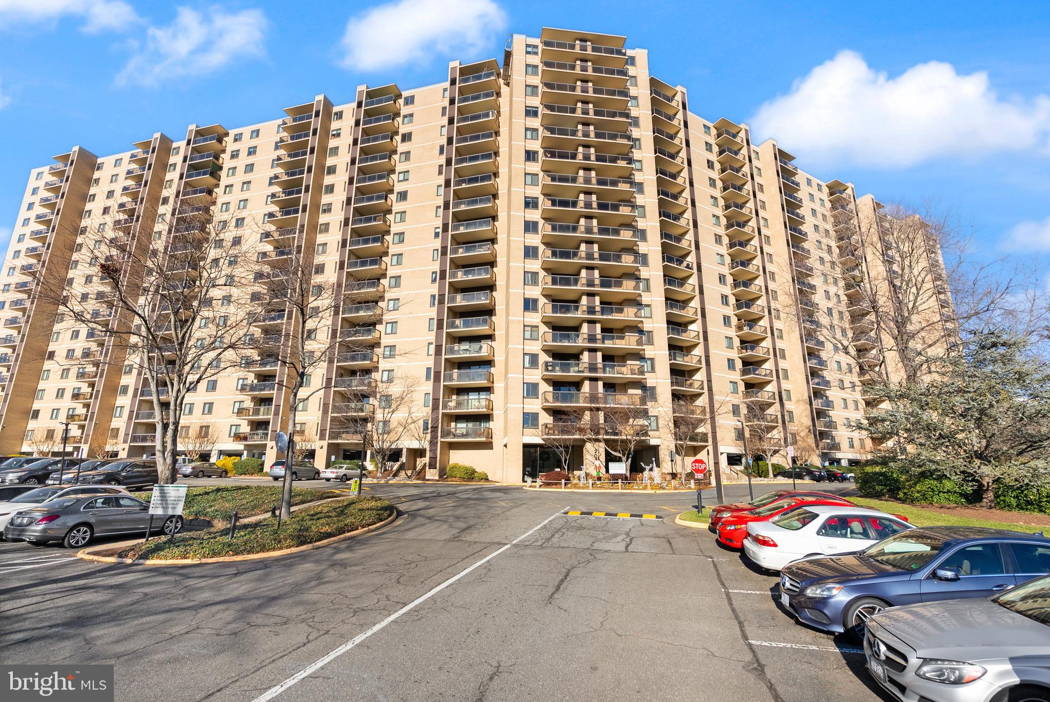 WATERGATE AT LANDMARK - Residential