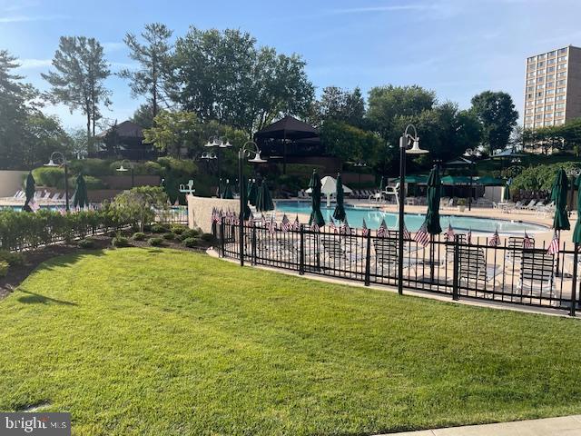 WATERGATE AT LANDMARK - Residential