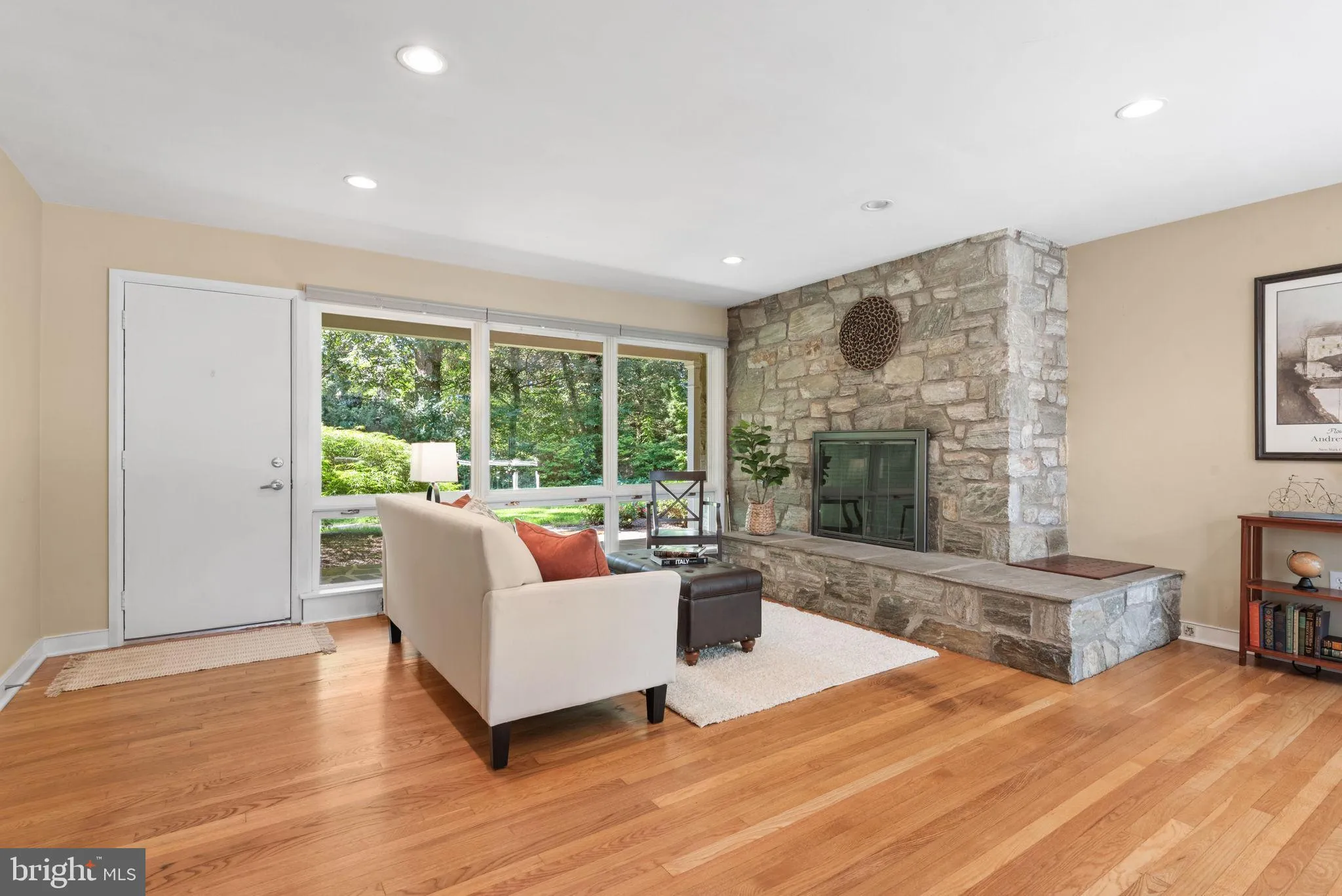 Lancaster, Pennsylvania 17601, United States, 3 Bedrooms Bedrooms, ,3 BathroomsBathrooms,Residential,Pending,151015