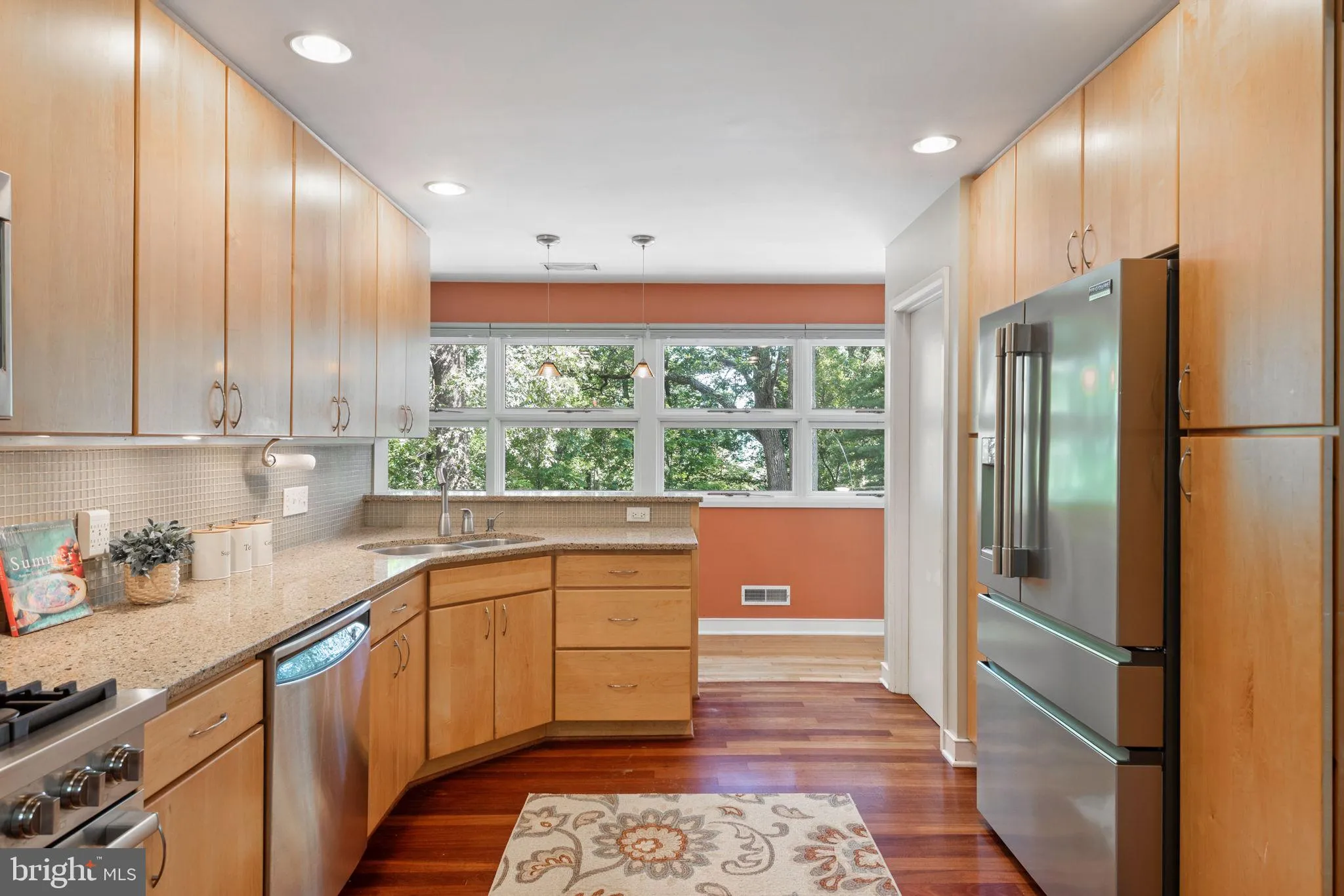 Lancaster, Pennsylvania 17601, United States, 3 Bedrooms Bedrooms, ,3 BathroomsBathrooms,Residential,Pending,151015