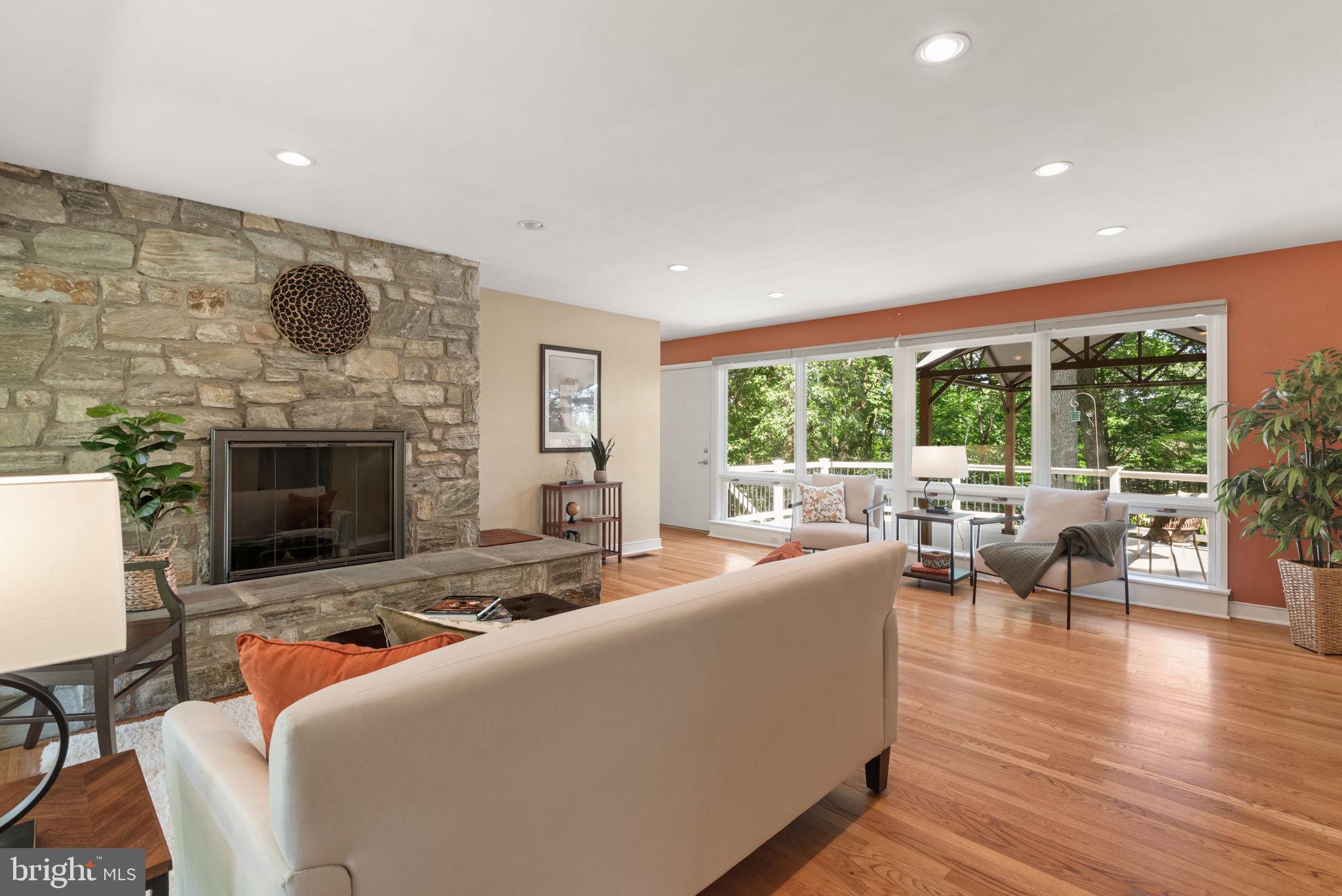 BLOSSOM HILL - Residential