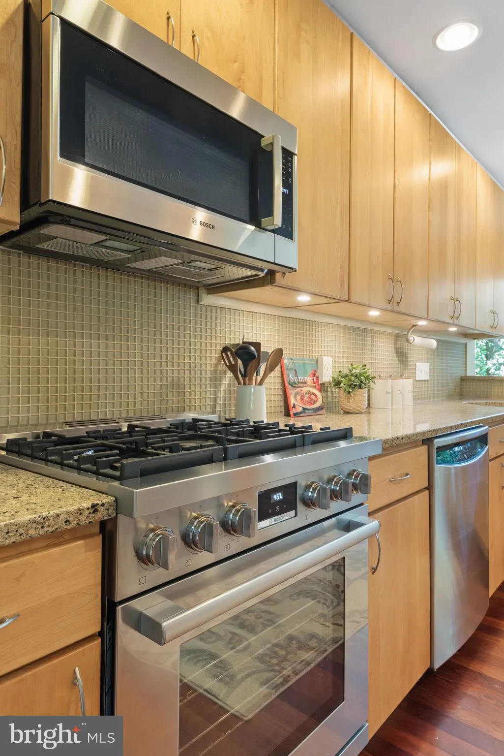 Lancaster, Pennsylvania 17601, United States, 3 Bedrooms Bedrooms, ,3 BathroomsBathrooms,Residential,Pending,151015