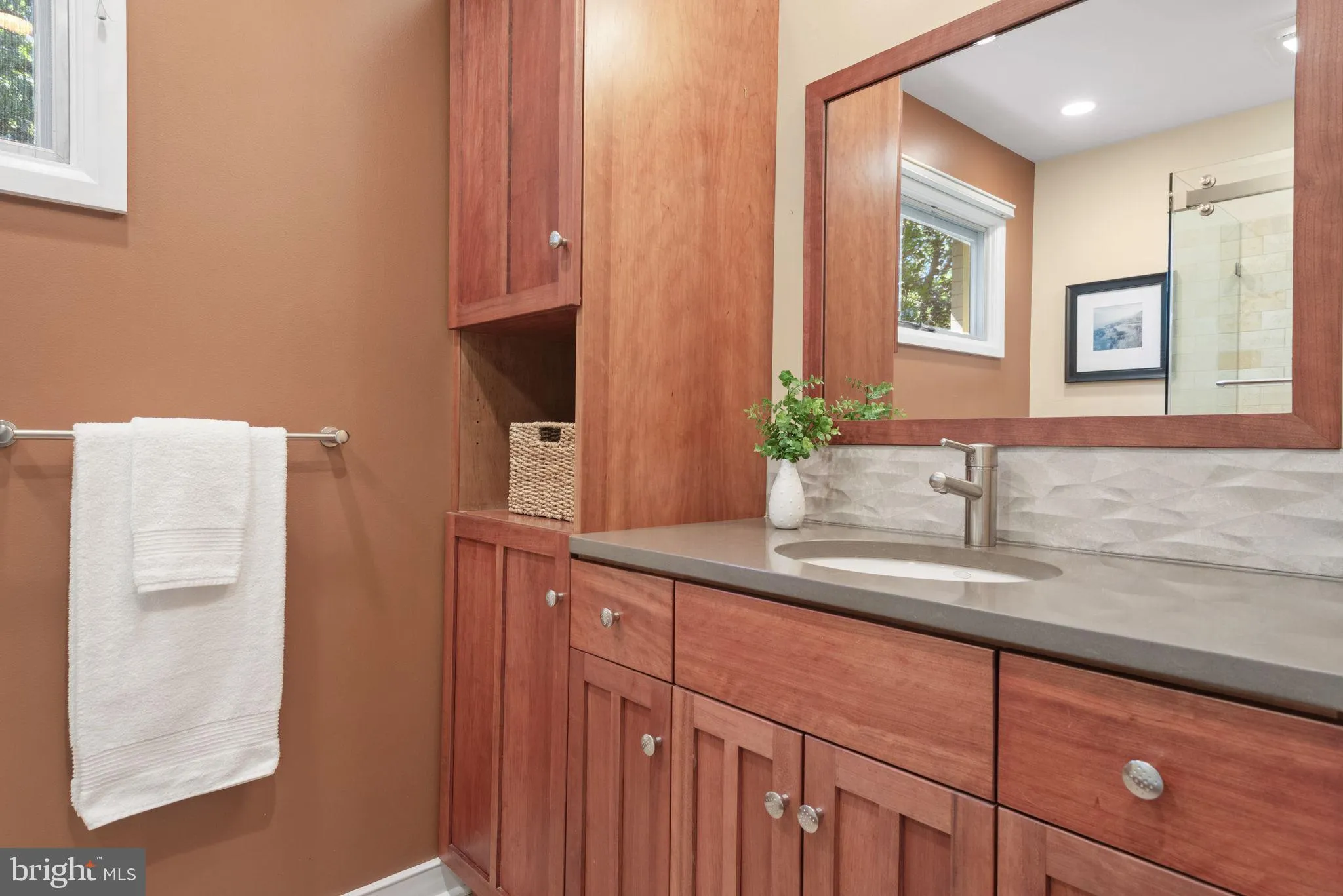 Lancaster, Pennsylvania 17601, United States, 3 Bedrooms Bedrooms, ,3 BathroomsBathrooms,Residential,Pending,151015