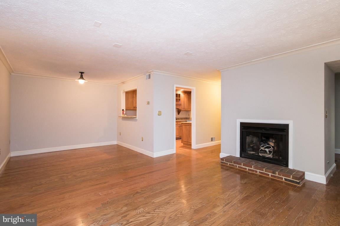 VININGS CONDO - Residential