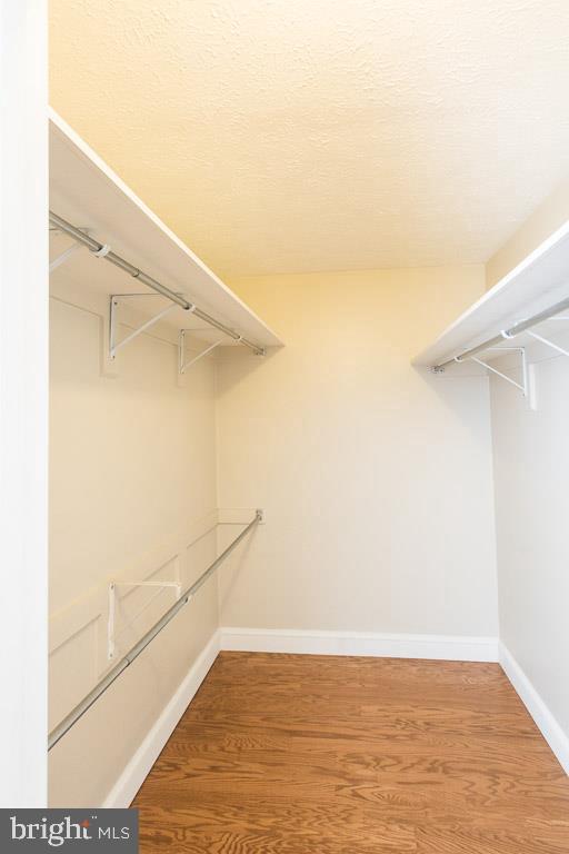 VININGS CONDO - Residential