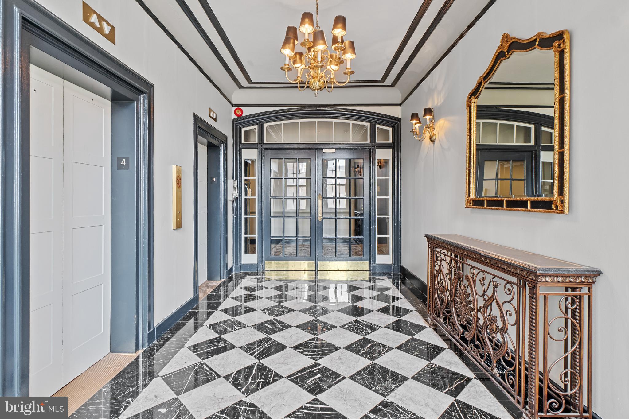 MOUNT VERNON PLACE HISTORIC DISTRICT - Residential