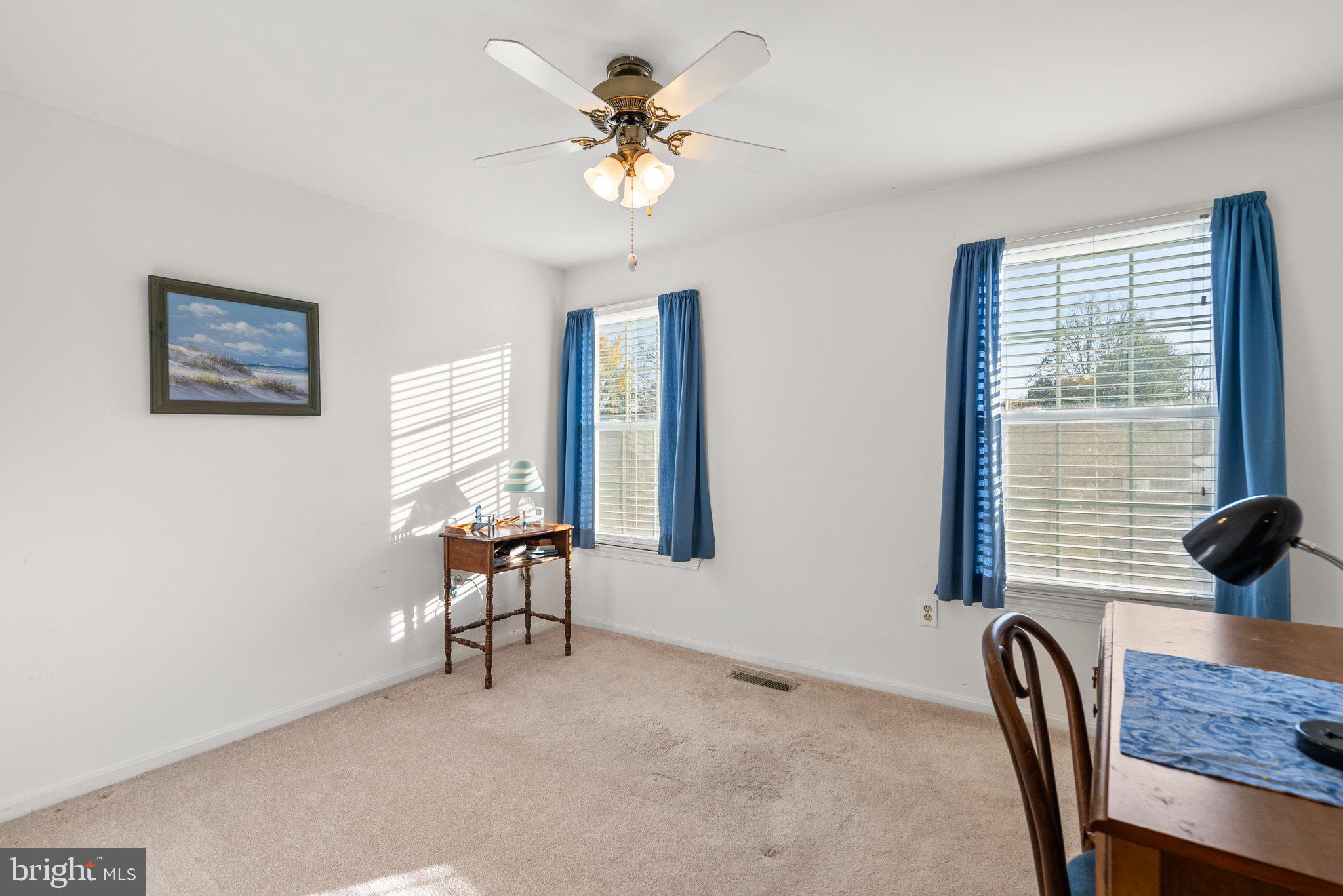 HALLOWELL - Residential