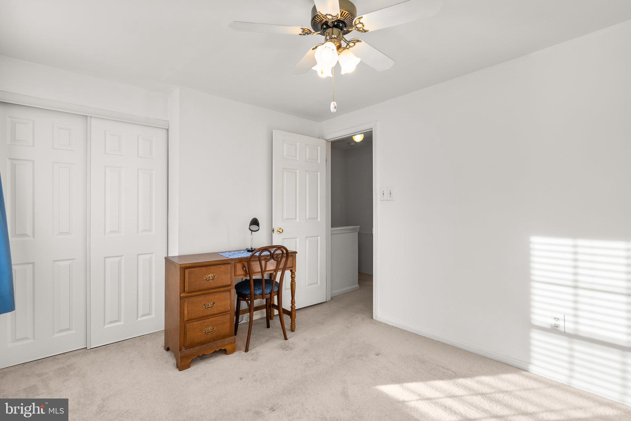 HALLOWELL - Residential