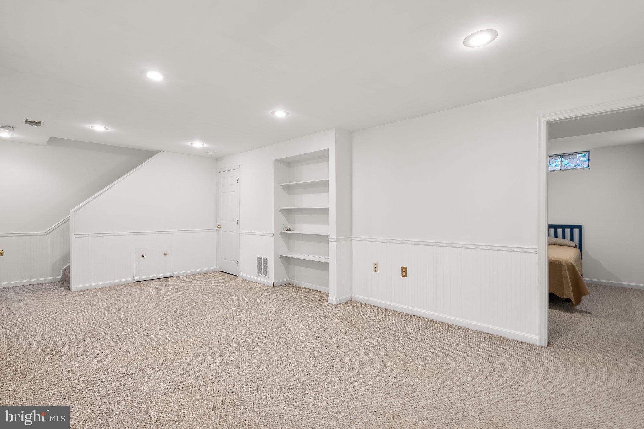 HALLOWELL - Residential