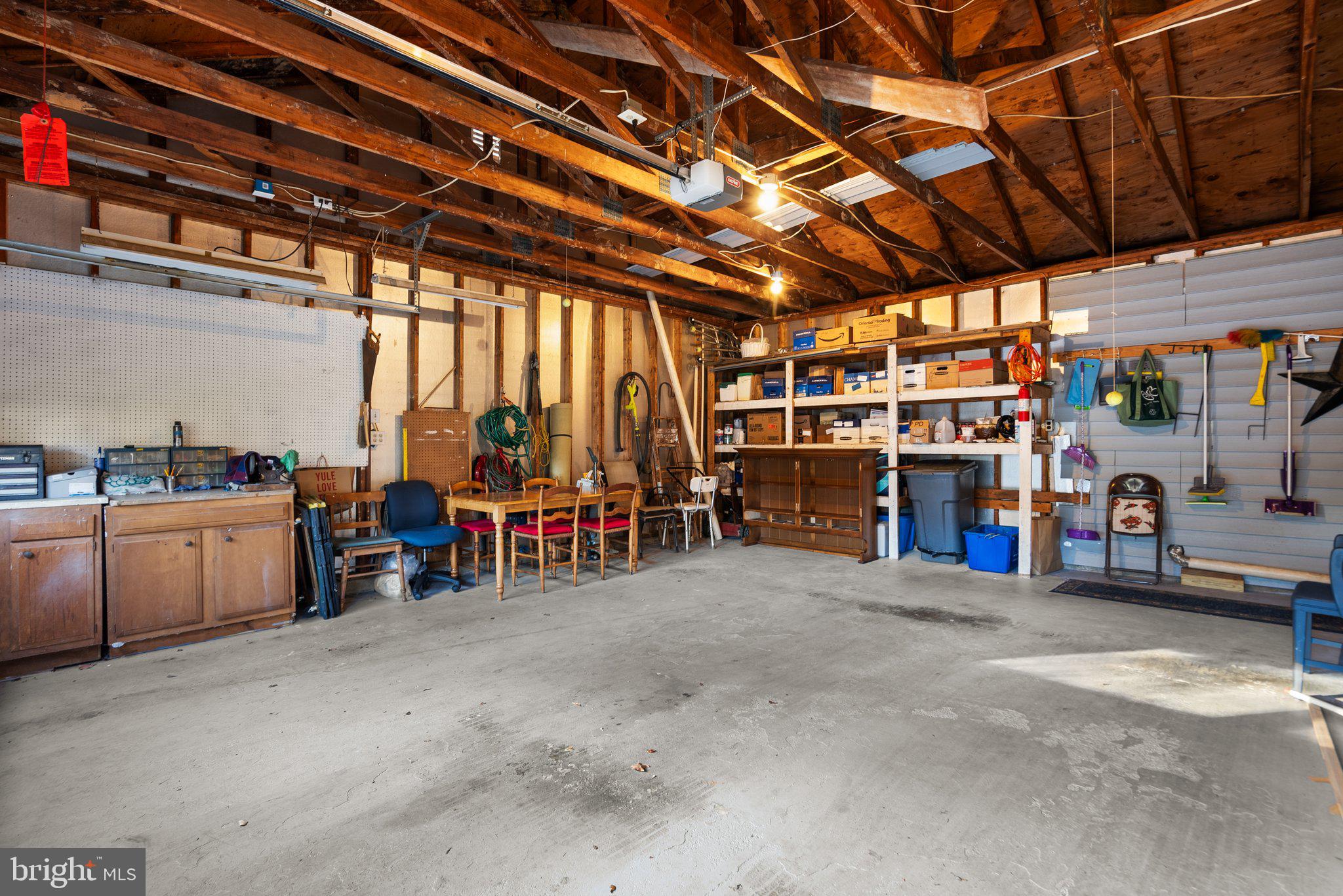 HALLOWELL - Residential