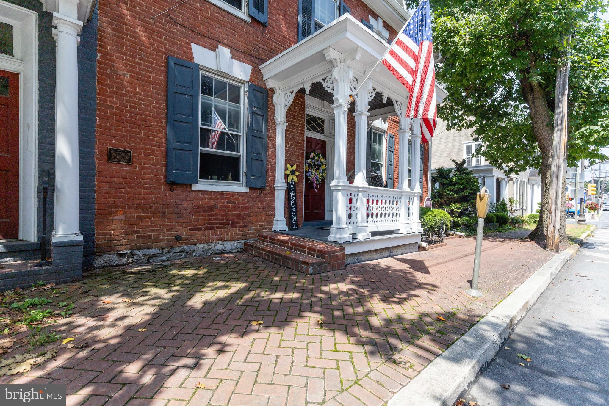 48 MAIN STREET N