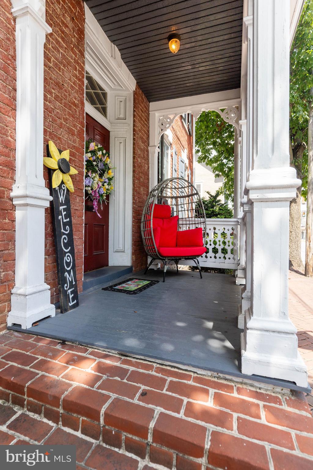 48 MAIN STREET N