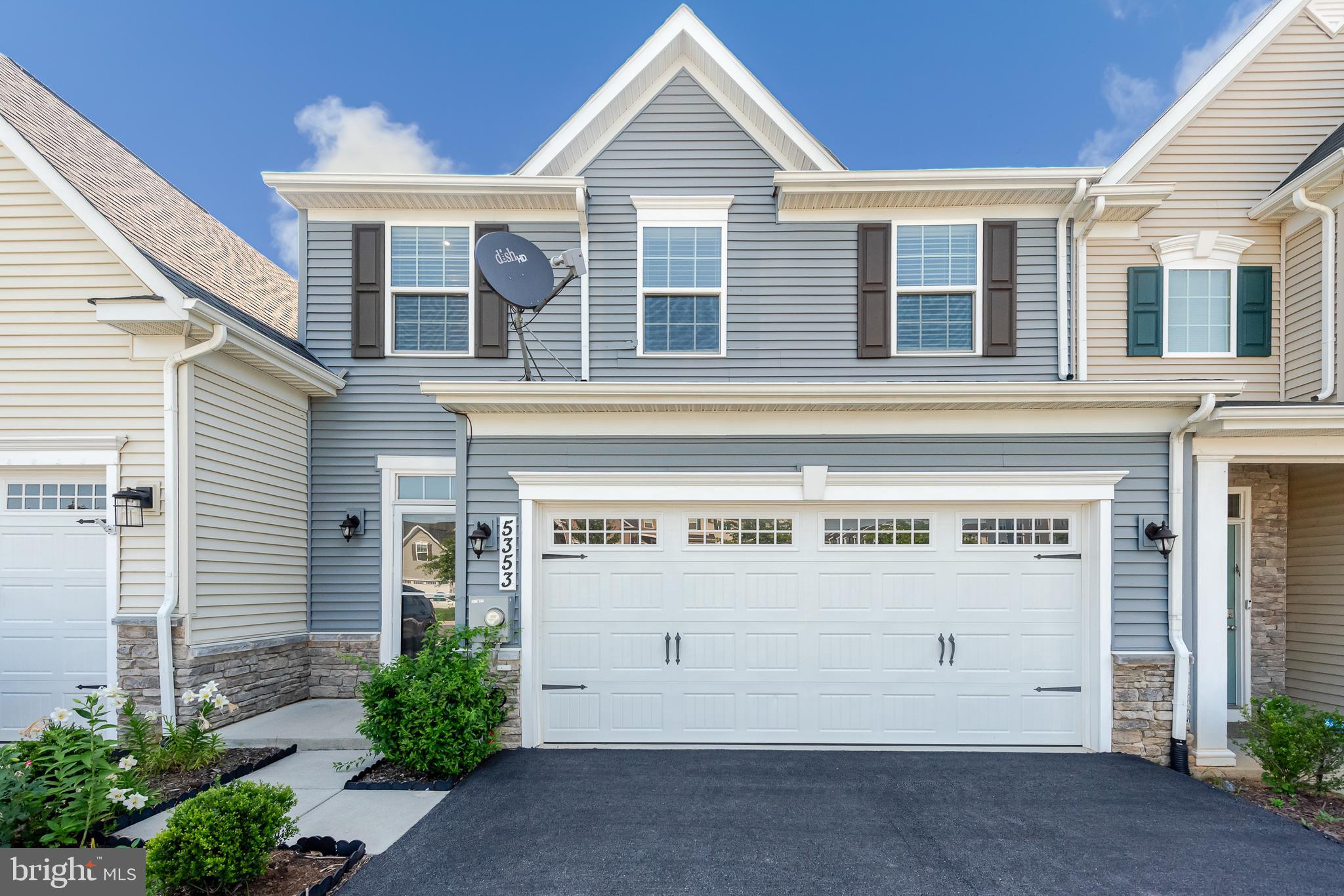 5353 MOUNTAIN MAPLE WAY