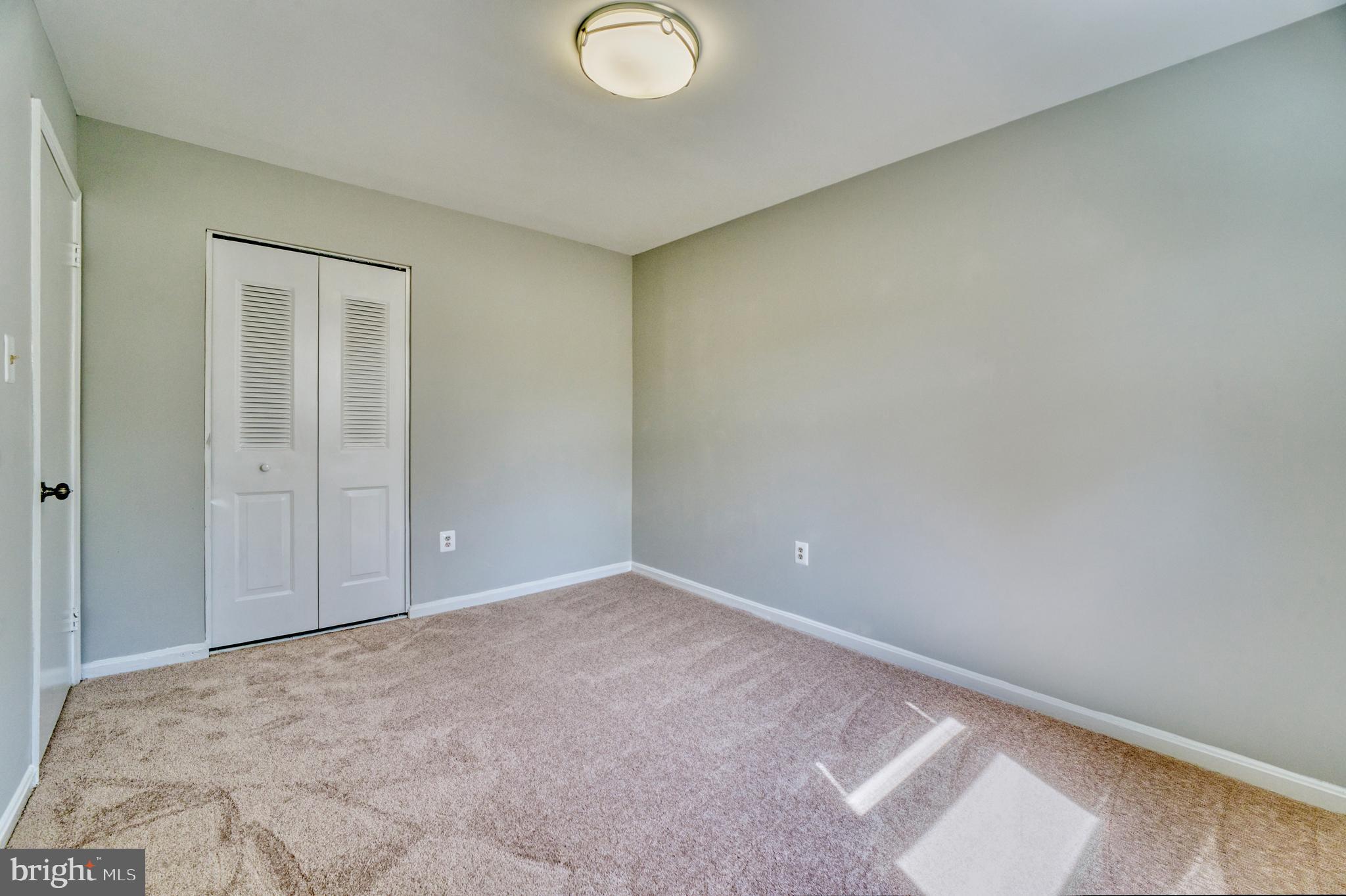 LAKE RIDGE-THOUSAND OAKS - Residential