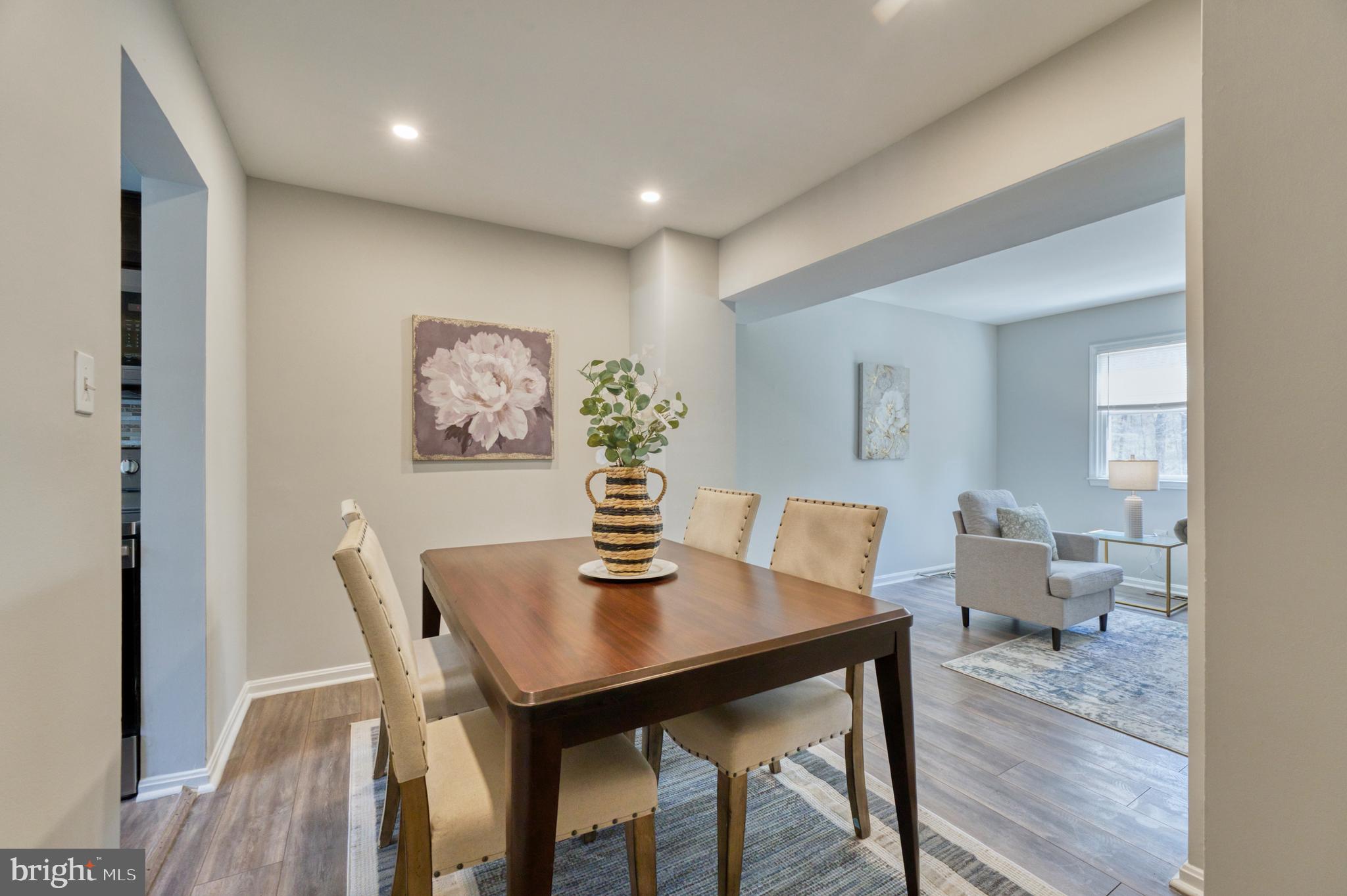 LAKE RIDGE-THOUSAND OAKS - Residential