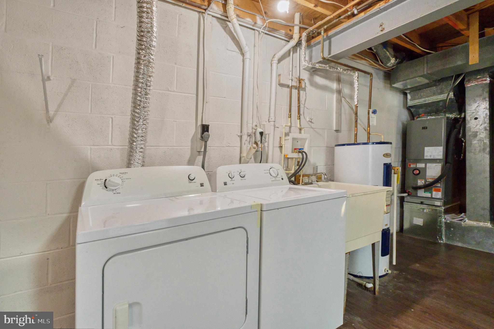 LAKE RIDGE-THOUSAND OAKS - Residential