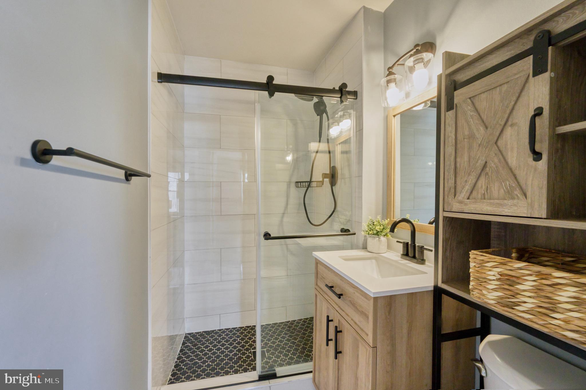 LAKE RIDGE-THOUSAND OAKS - Residential