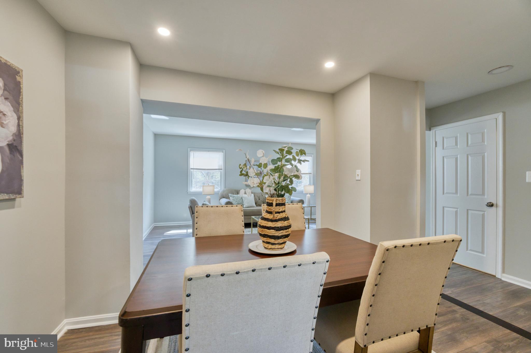 LAKE RIDGE-THOUSAND OAKS - Residential