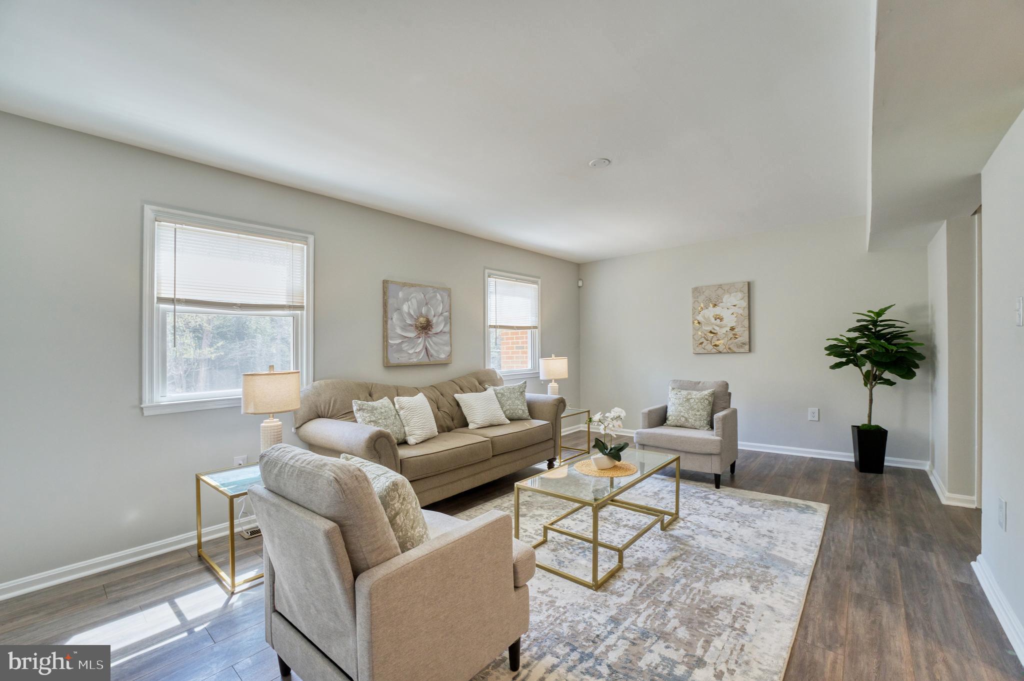 LAKE RIDGE-THOUSAND OAKS - Residential