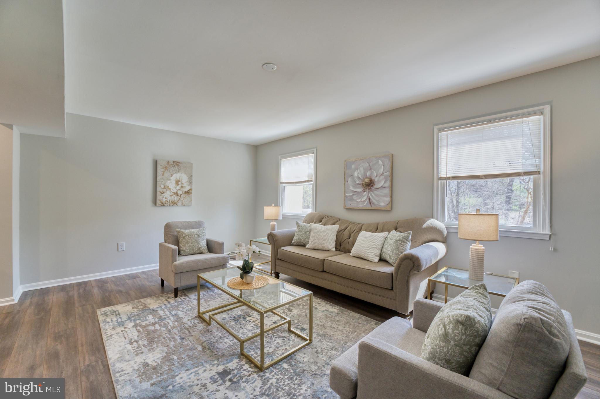 LAKE RIDGE-THOUSAND OAKS - Residential