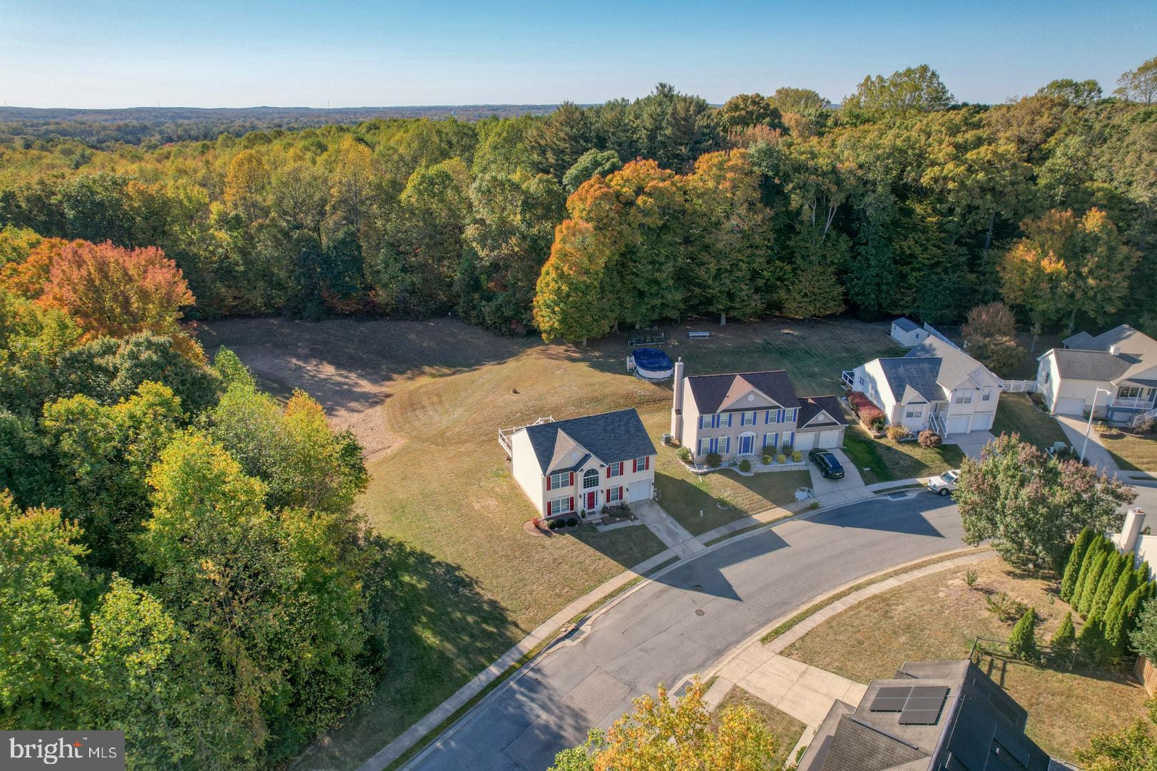 COLONIAL RIDGE - Residential