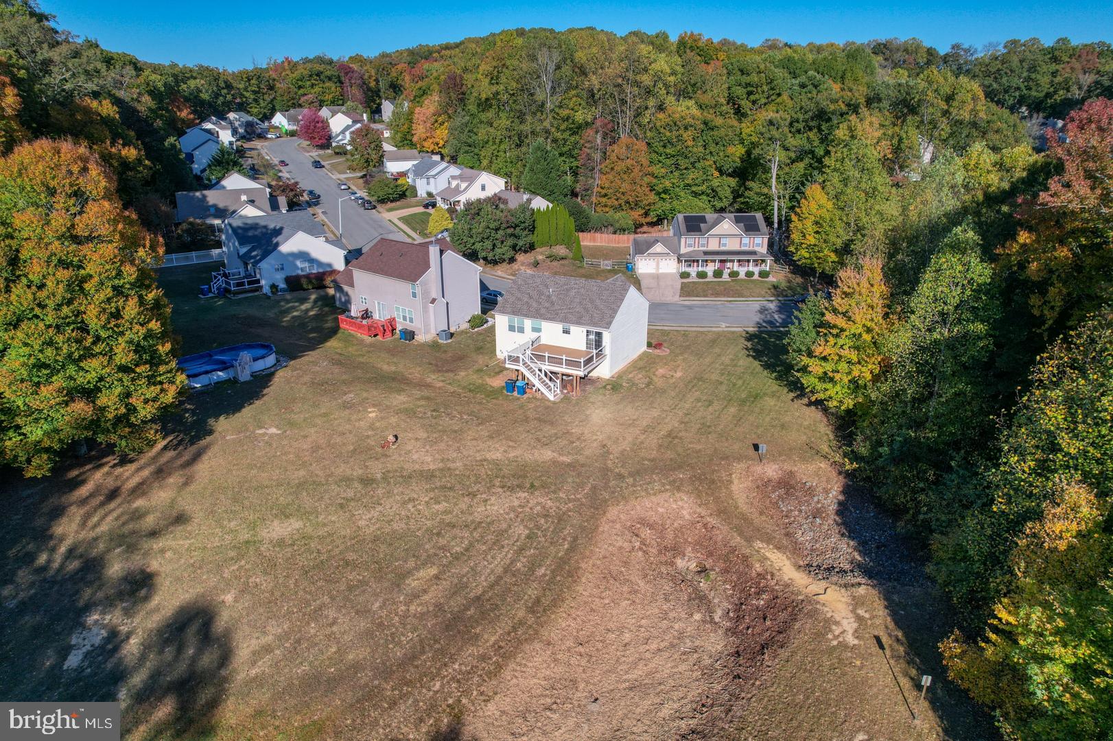 COLONIAL RIDGE - Residential