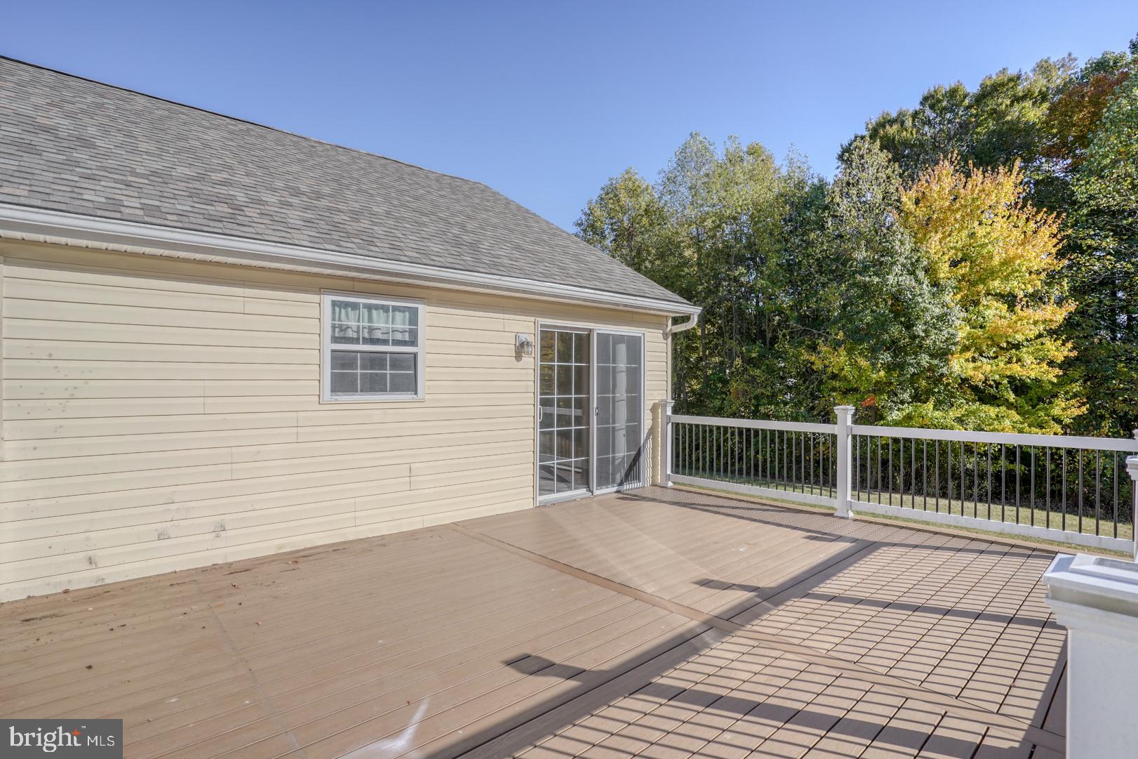 COLONIAL RIDGE - Residential