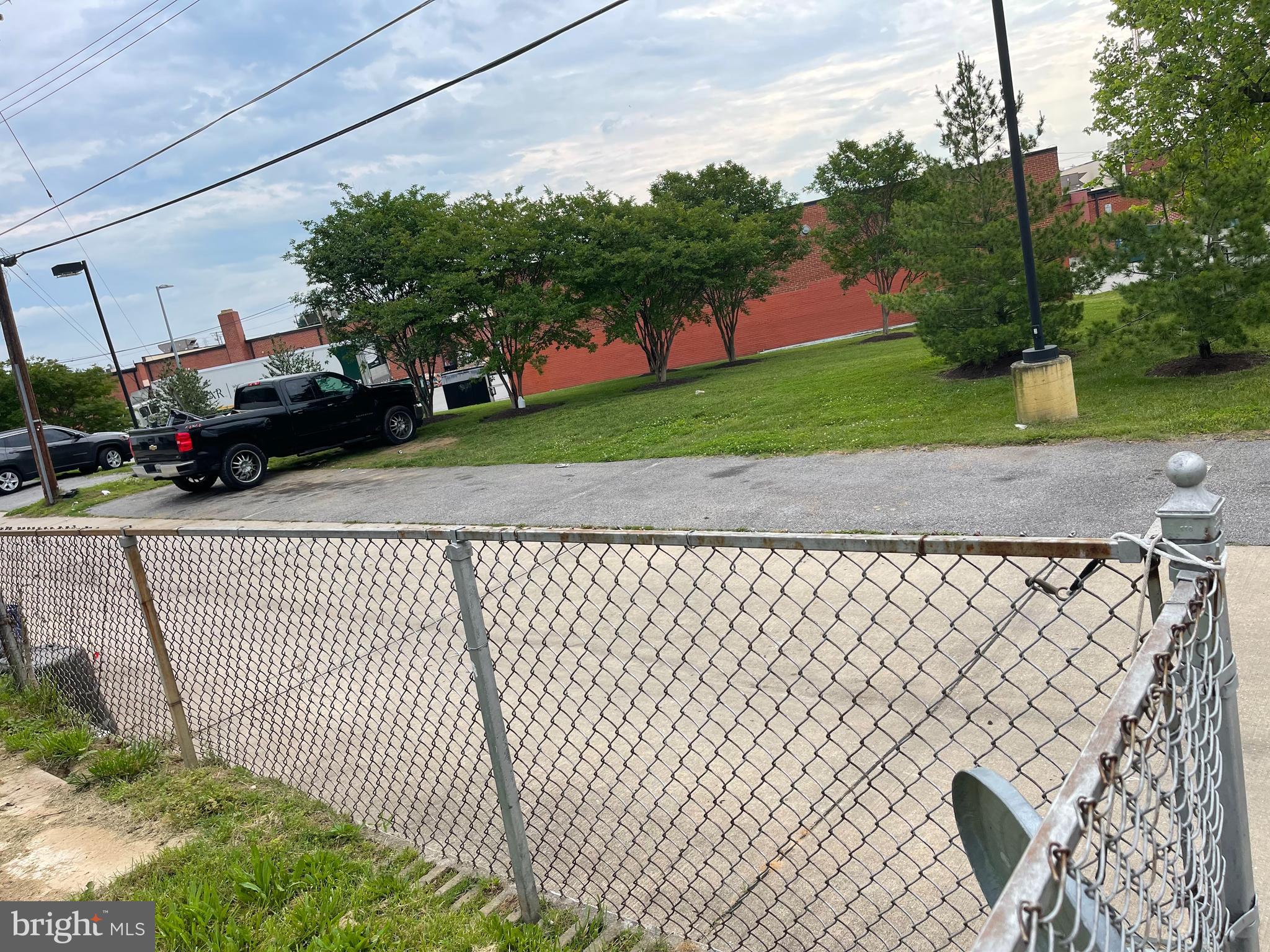 EASTFIELD - Residential