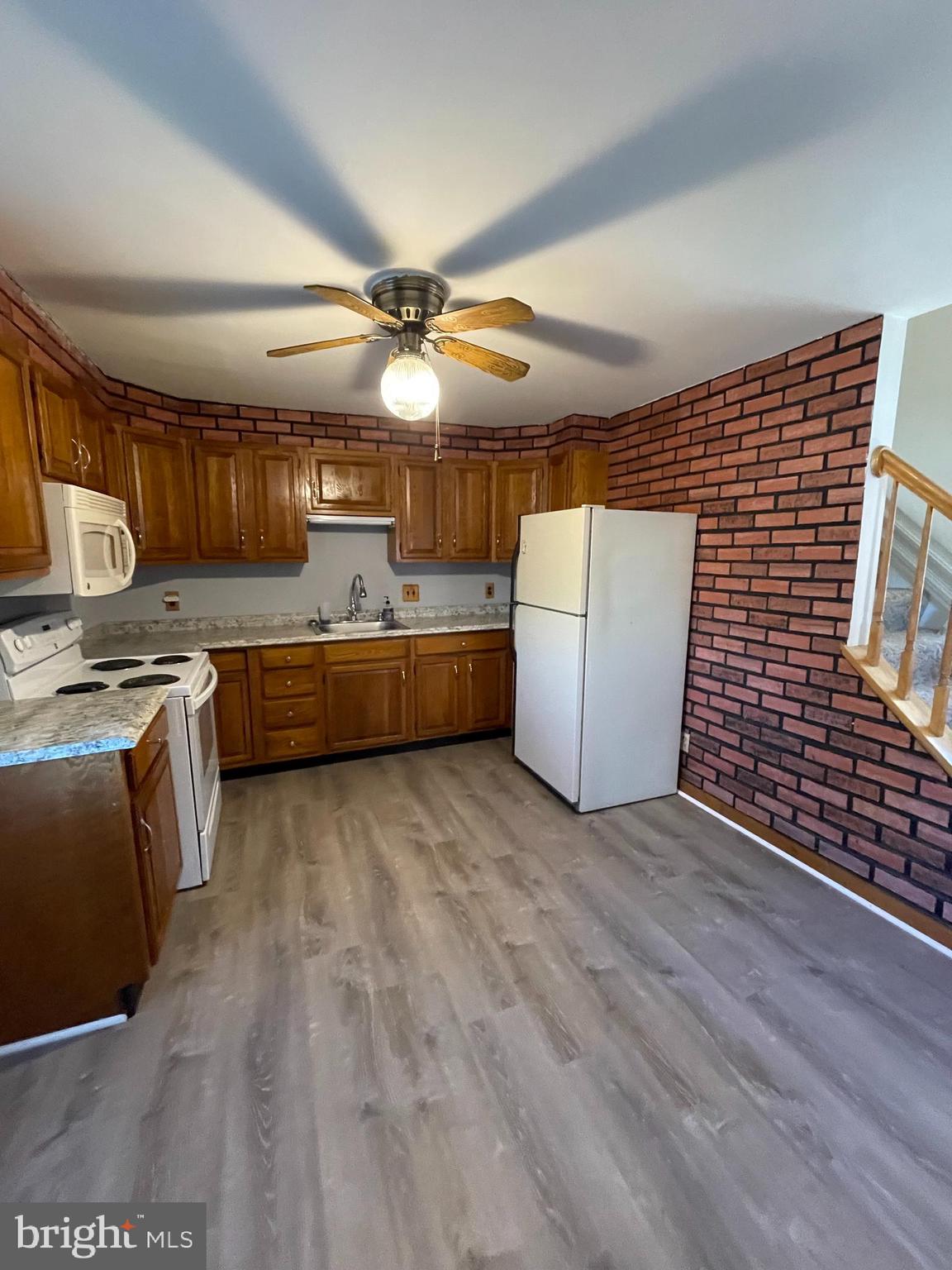 EASTFIELD - Residential