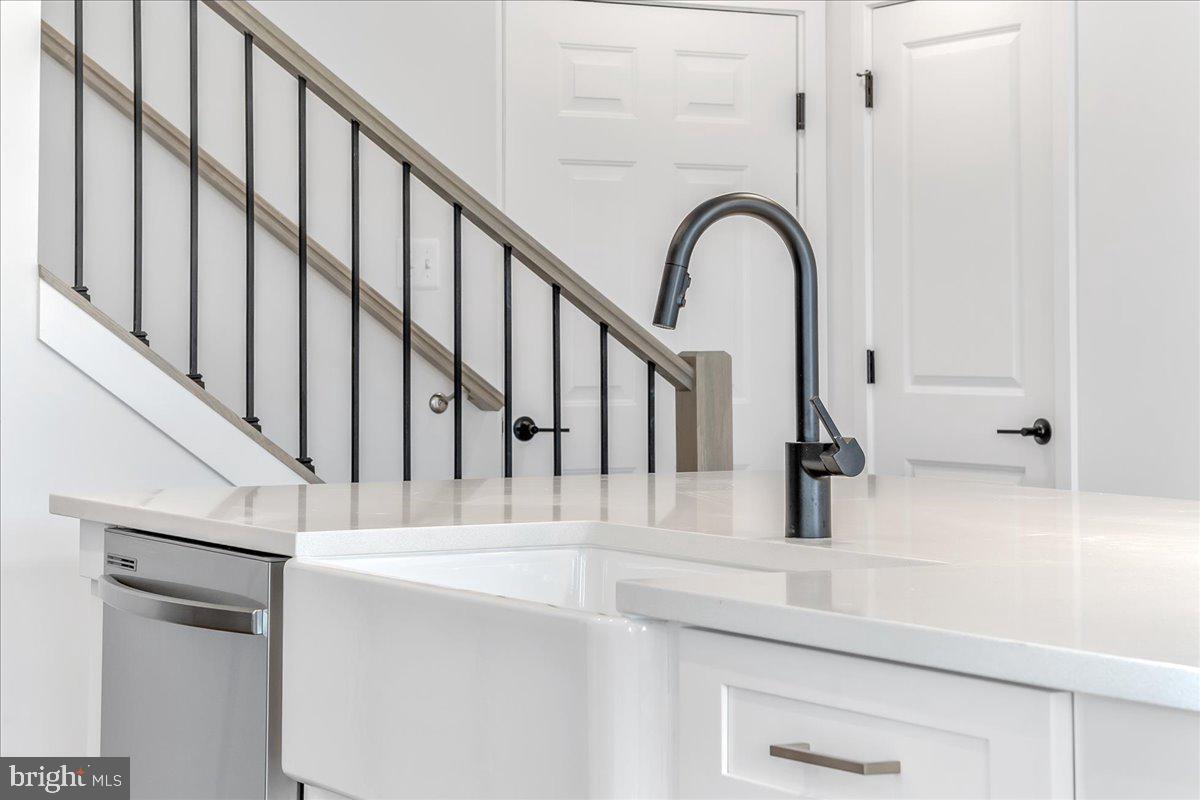 GAMBRILL GLENN - Residential