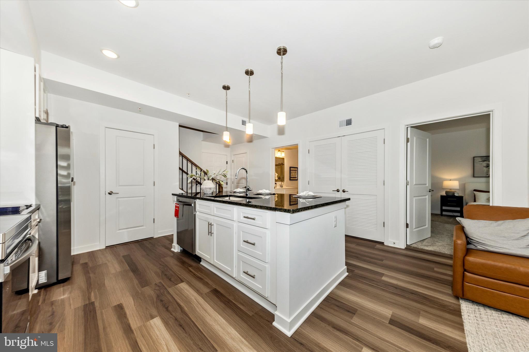 GAMBRILL GLENN - Residential