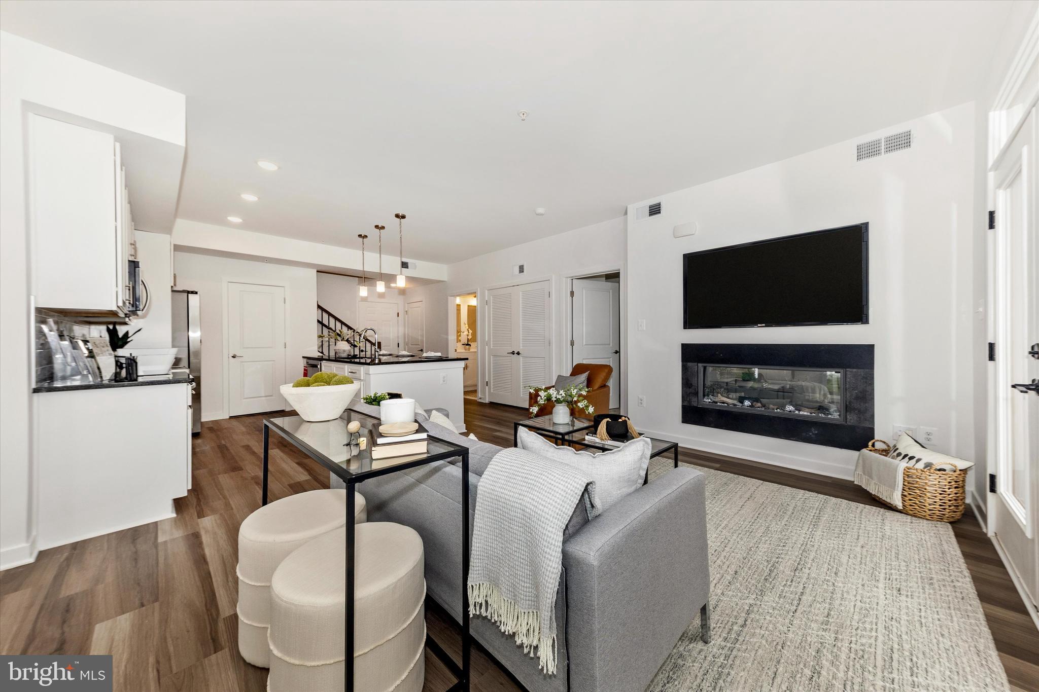 GAMBRILL GLENN - Residential