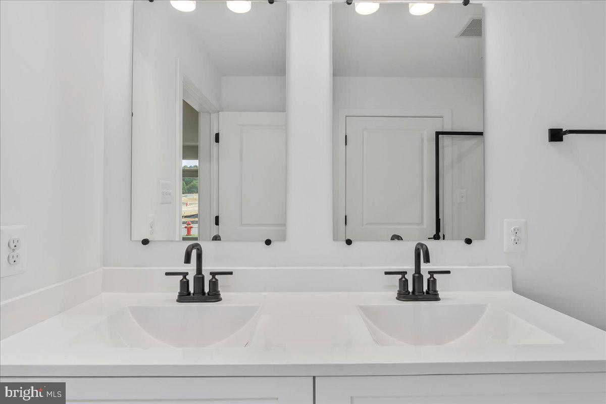 GAMBRILL GLENN - Residential