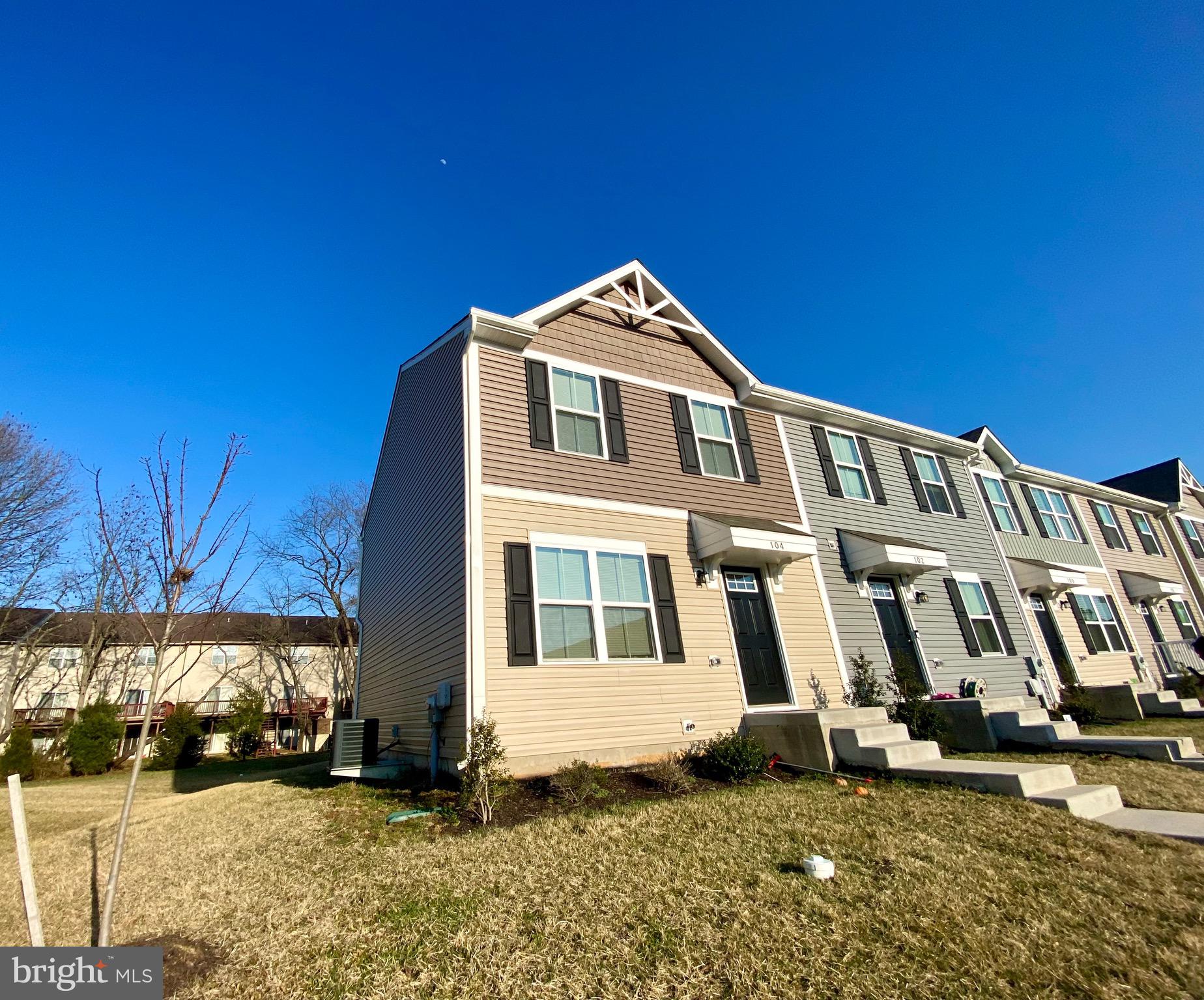 WEST CREEK VILLAGE - Residential Lease