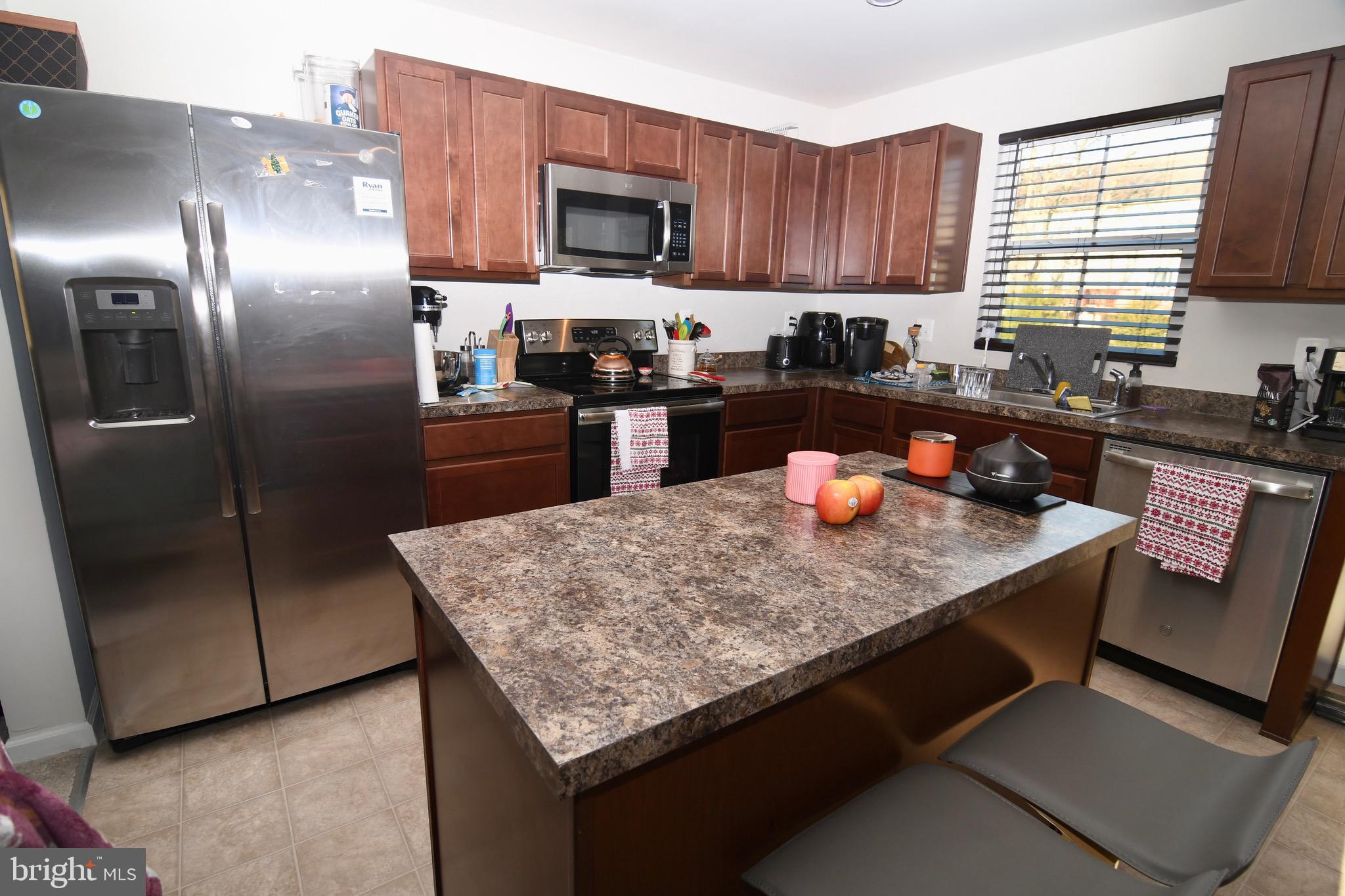 WEST CREEK VILLAGE - Residential Lease