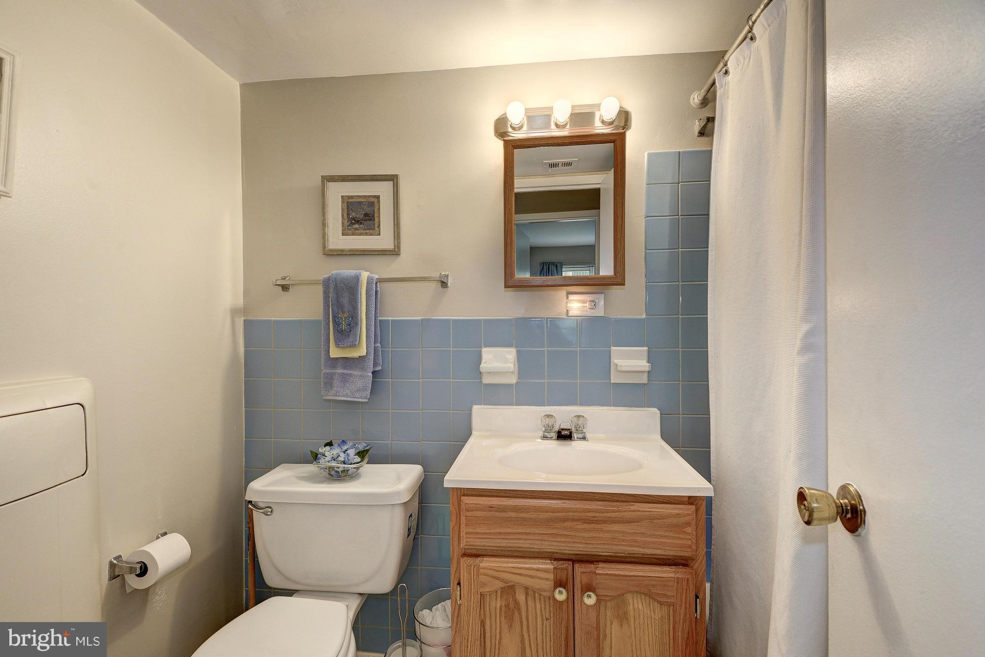 CANTERBURY SQUARE - Residential