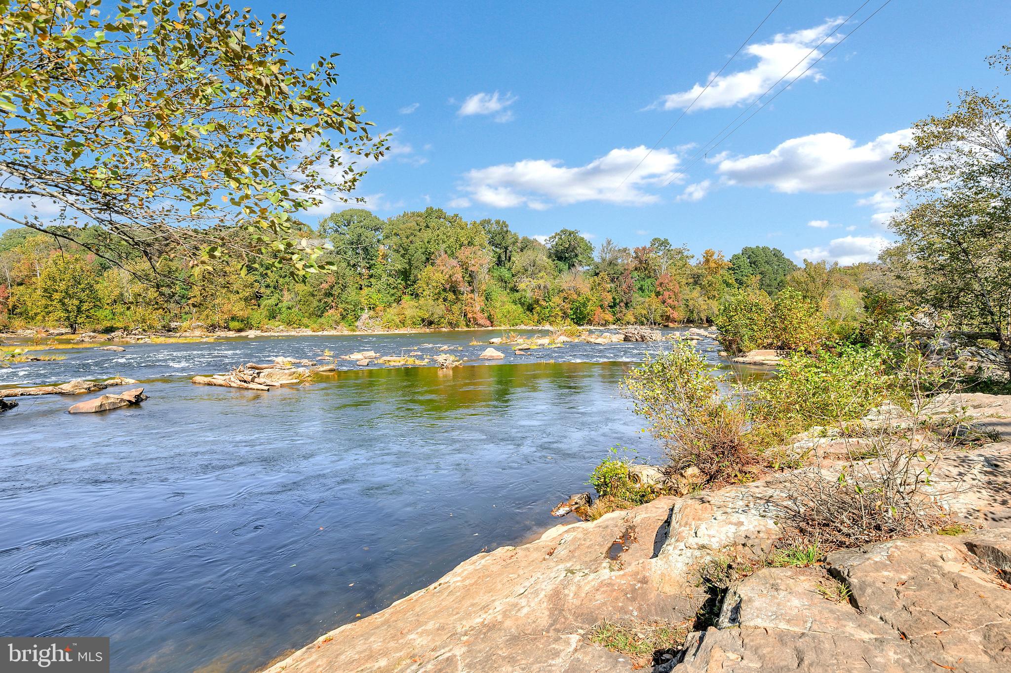 COWAN CROSSING - Residential
