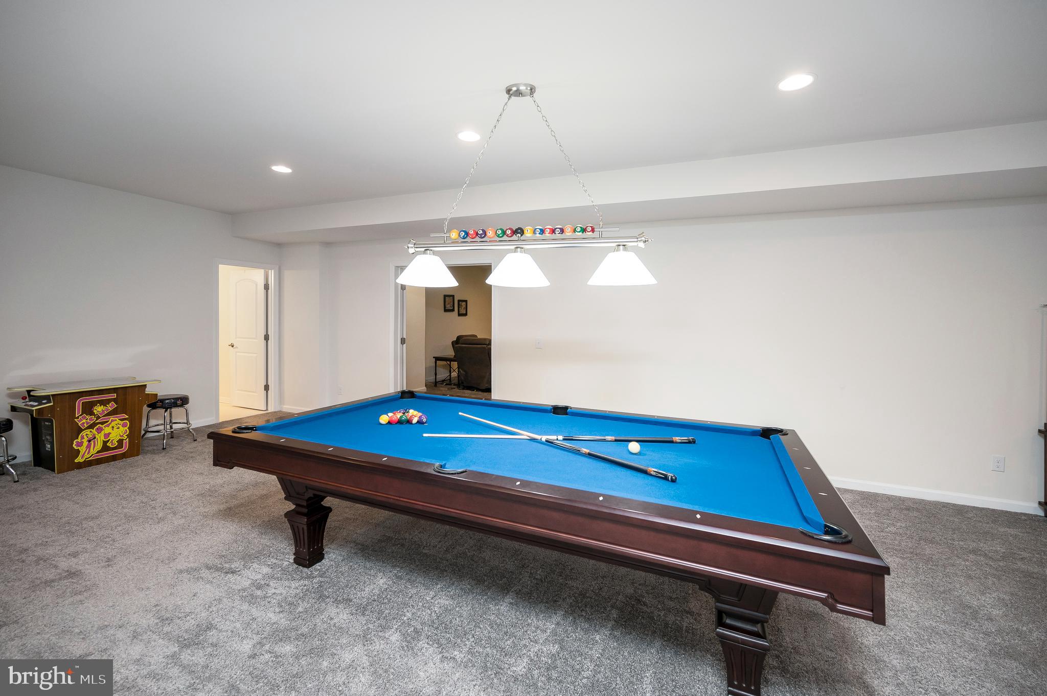 COWAN CROSSING - Residential