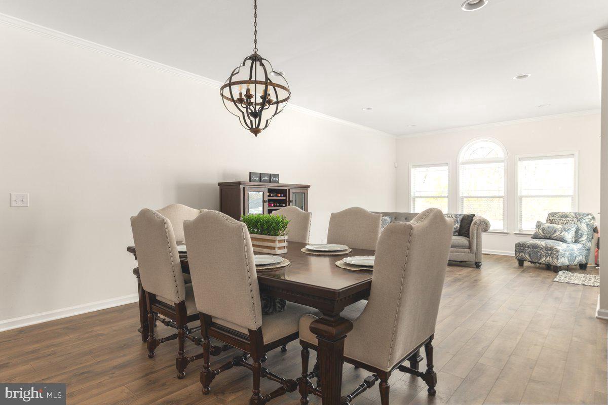 COWAN CROSSING - Residential