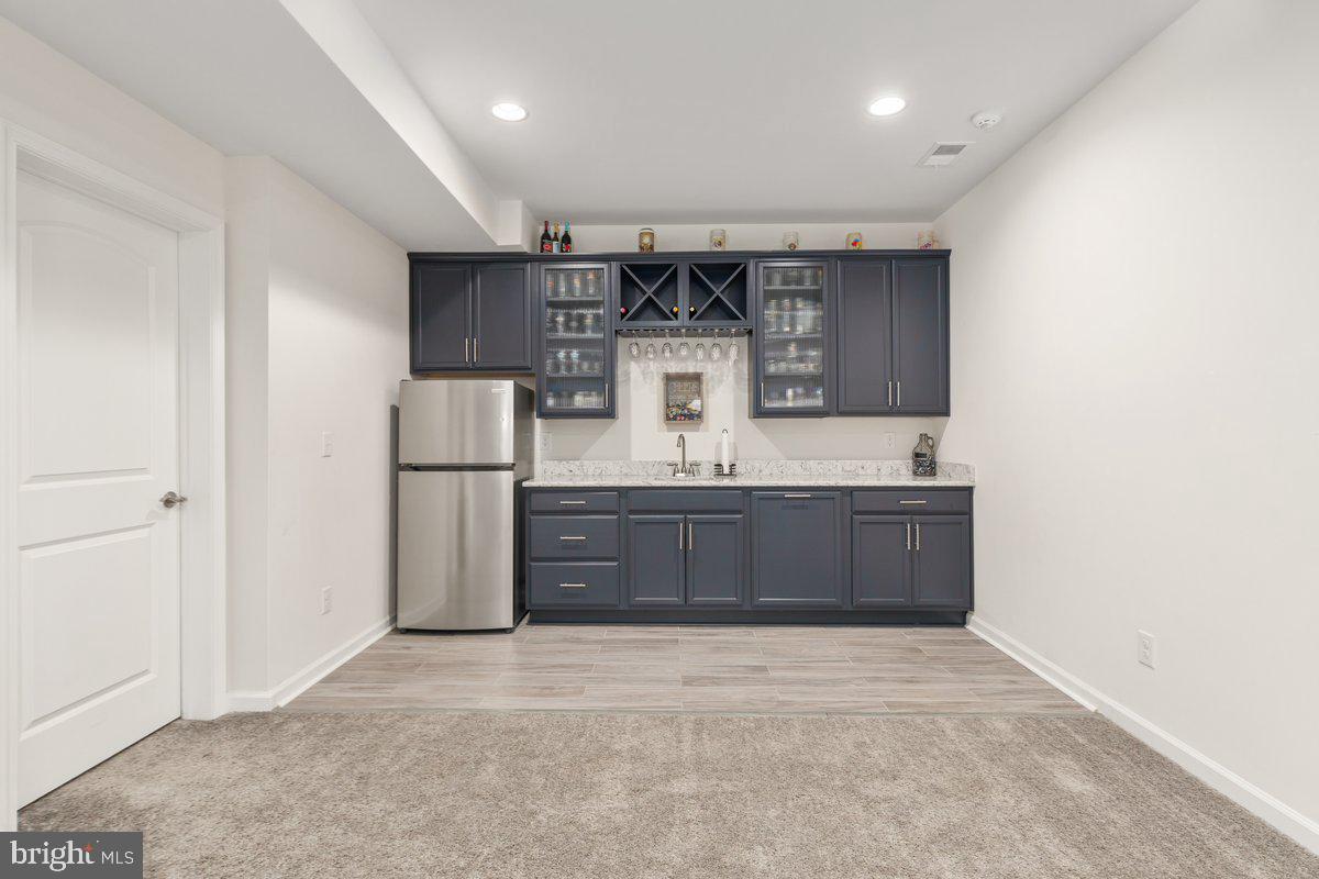 COWAN CROSSING - Residential