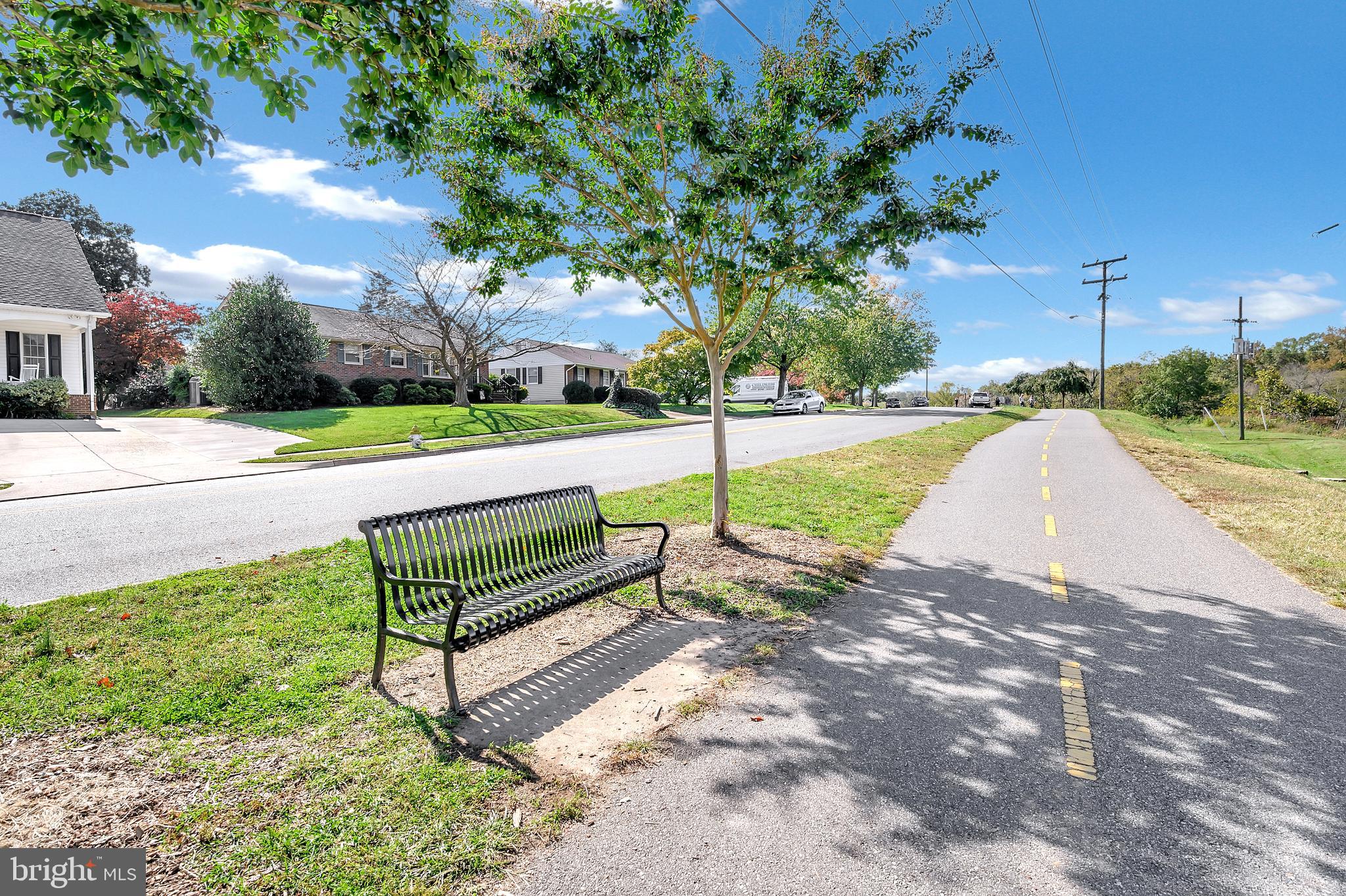 COWAN CROSSING - Residential