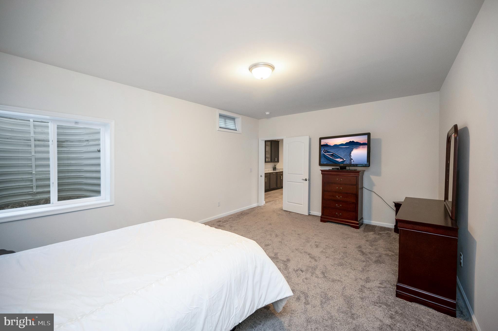 COWAN CROSSING - Residential