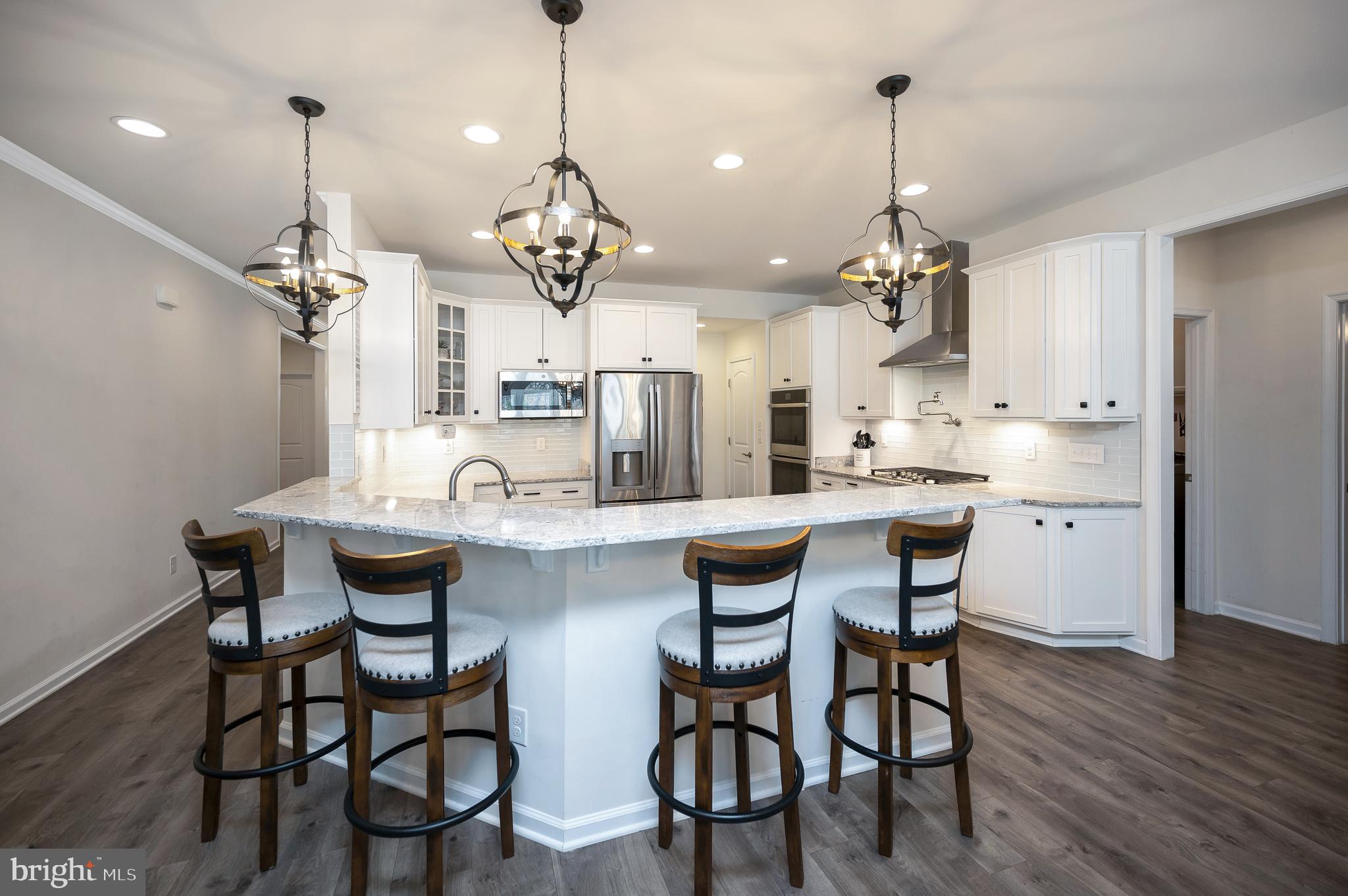 COWAN CROSSING - Residential