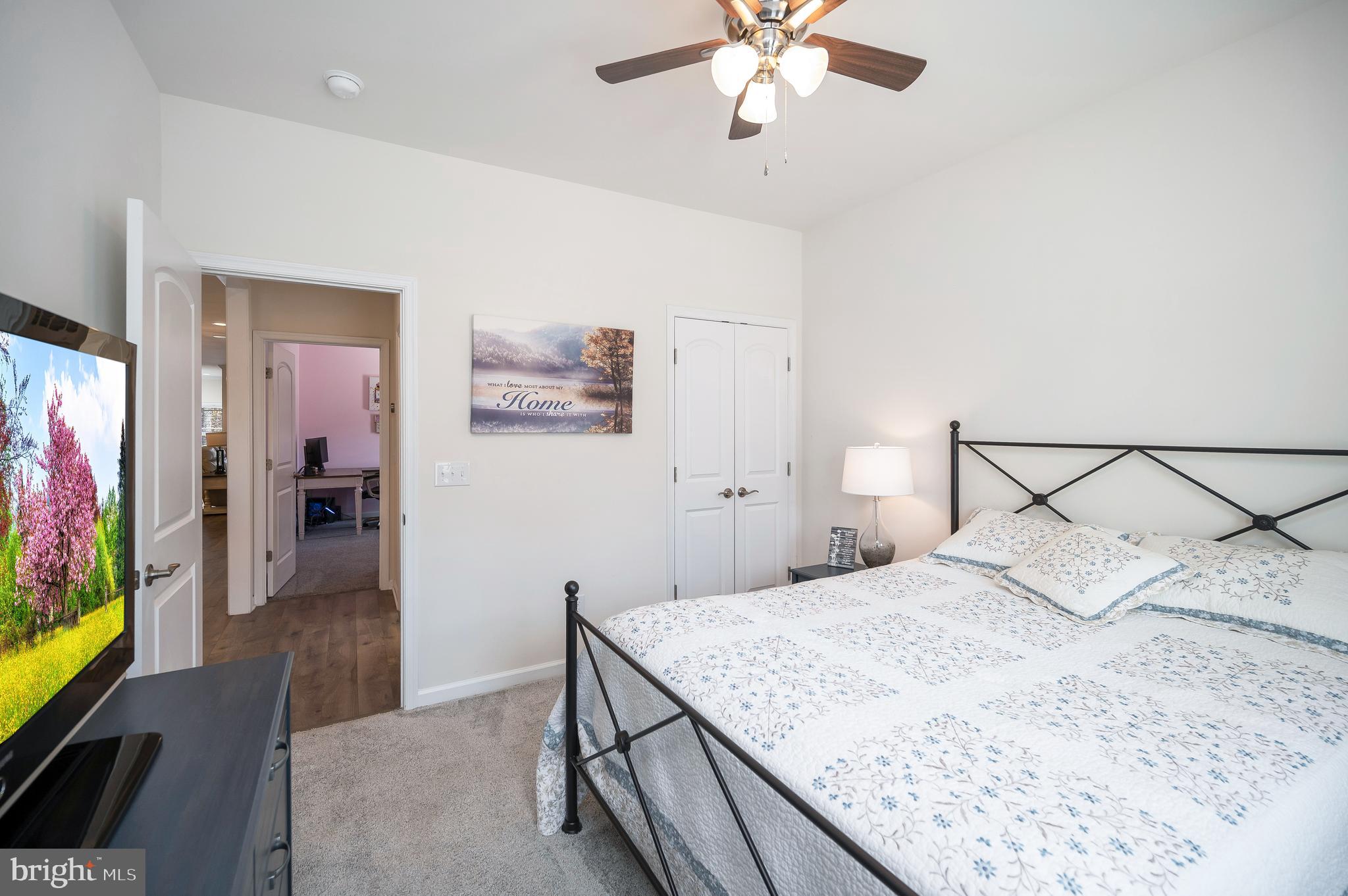 COWAN CROSSING - Residential