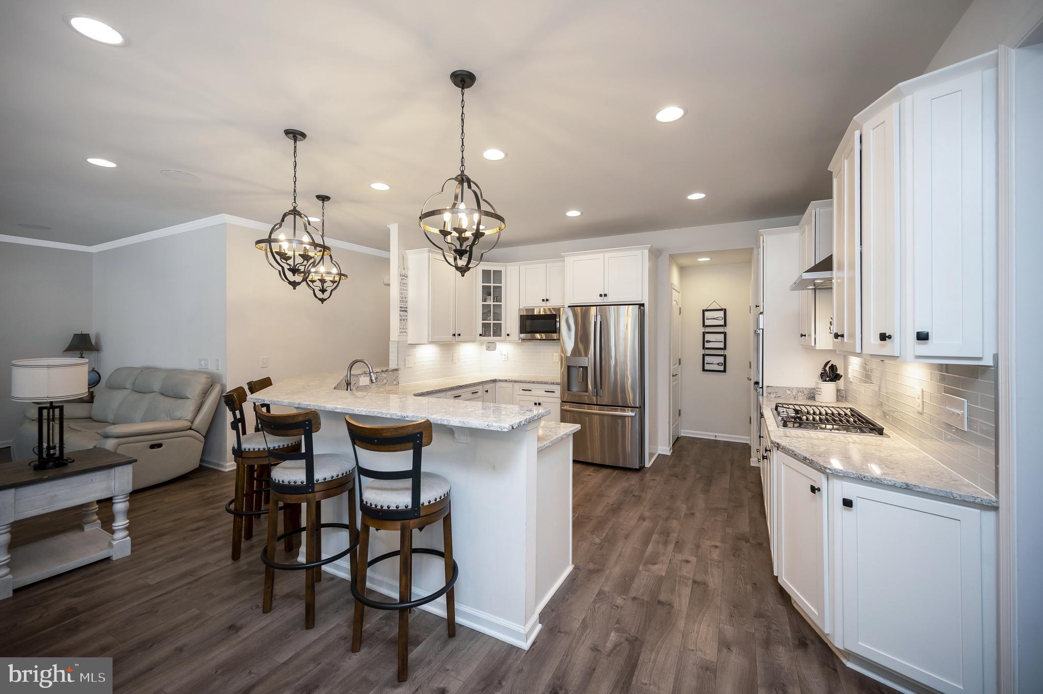 COWAN CROSSING - Residential