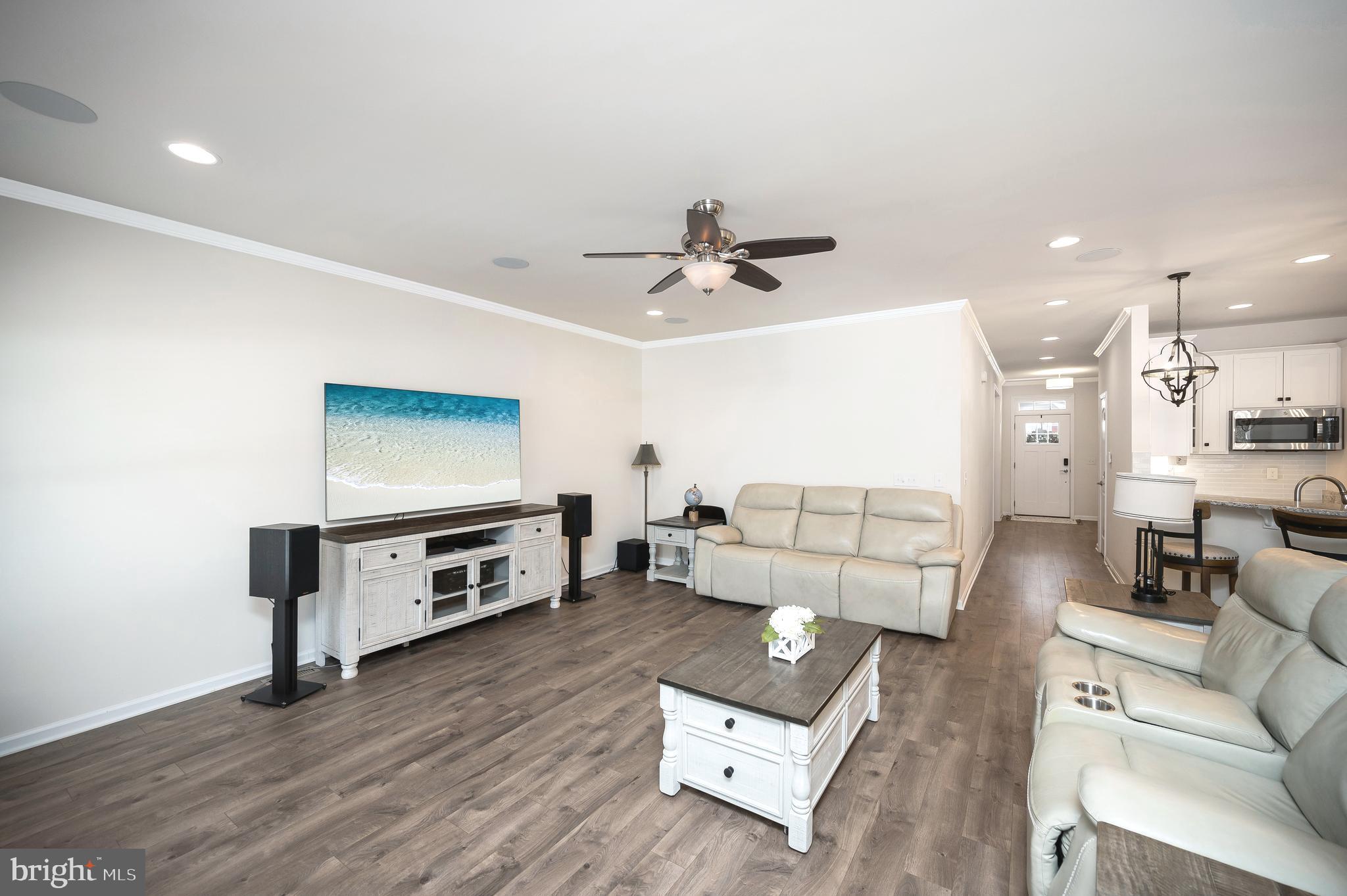 COWAN CROSSING - Residential